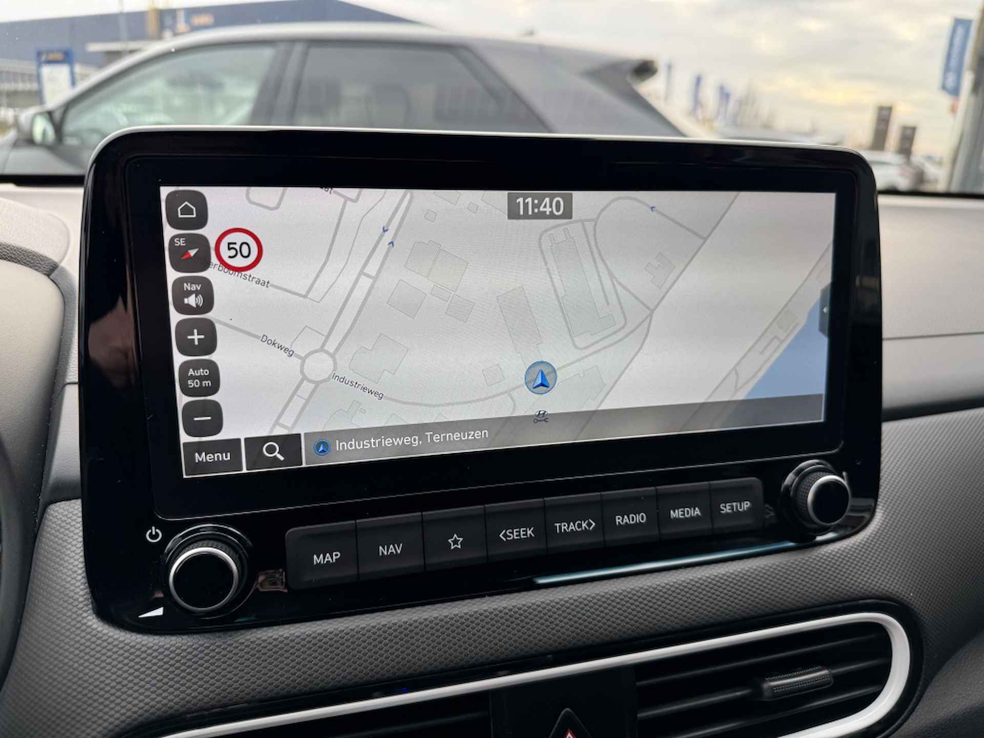 Hyundai Kona 1.6 GDI HEV Comfort | Navigatie | Premium audio | 1e eigenaar | - 25/30