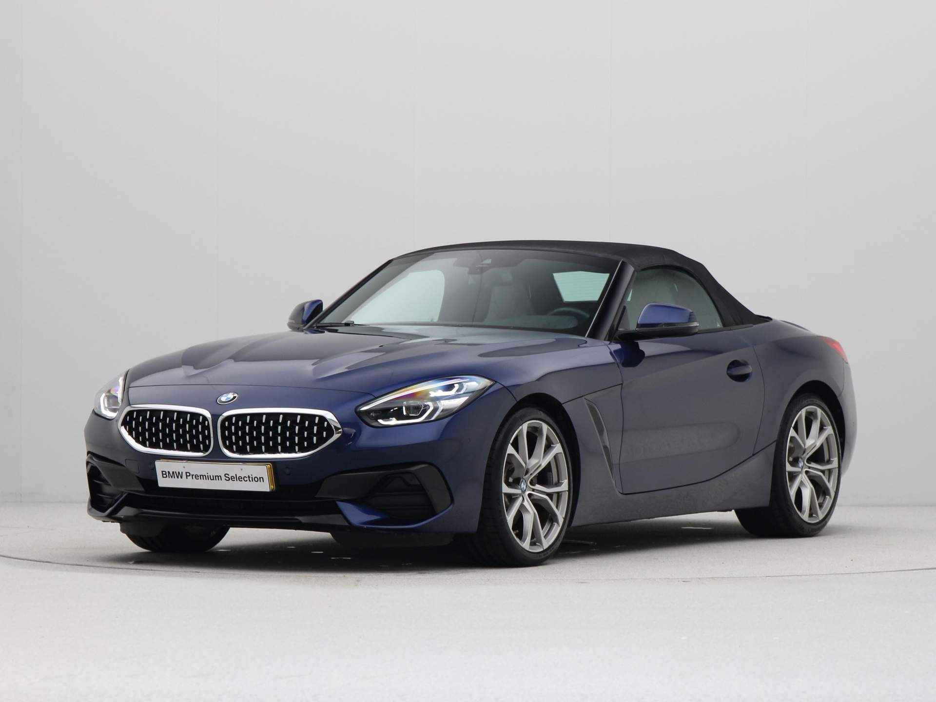 BMW Z4 sDrive20i High Executive Roadster - 3/33