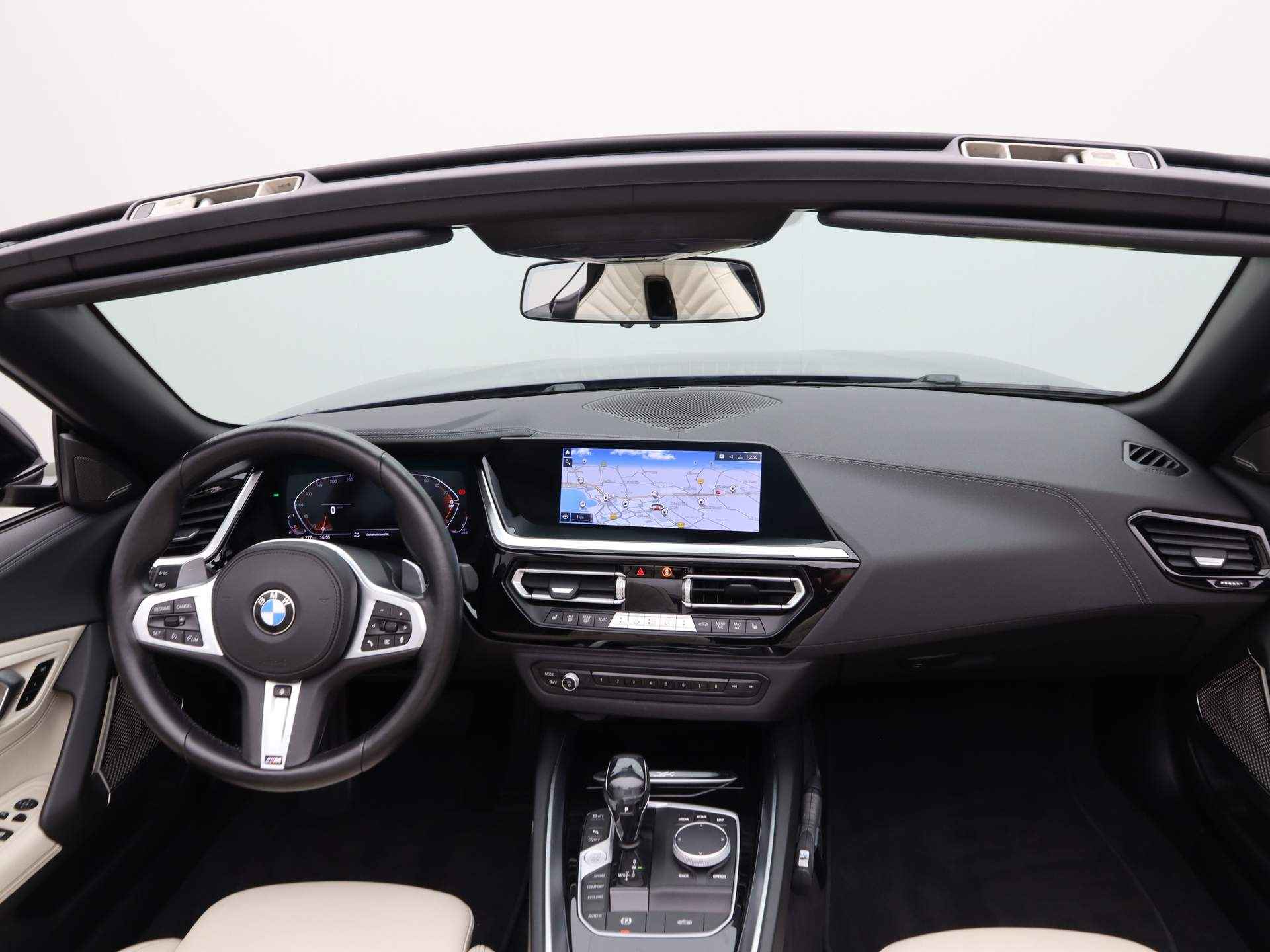 BMW Z4 sDrive20i High Executive Roadster - 22/33