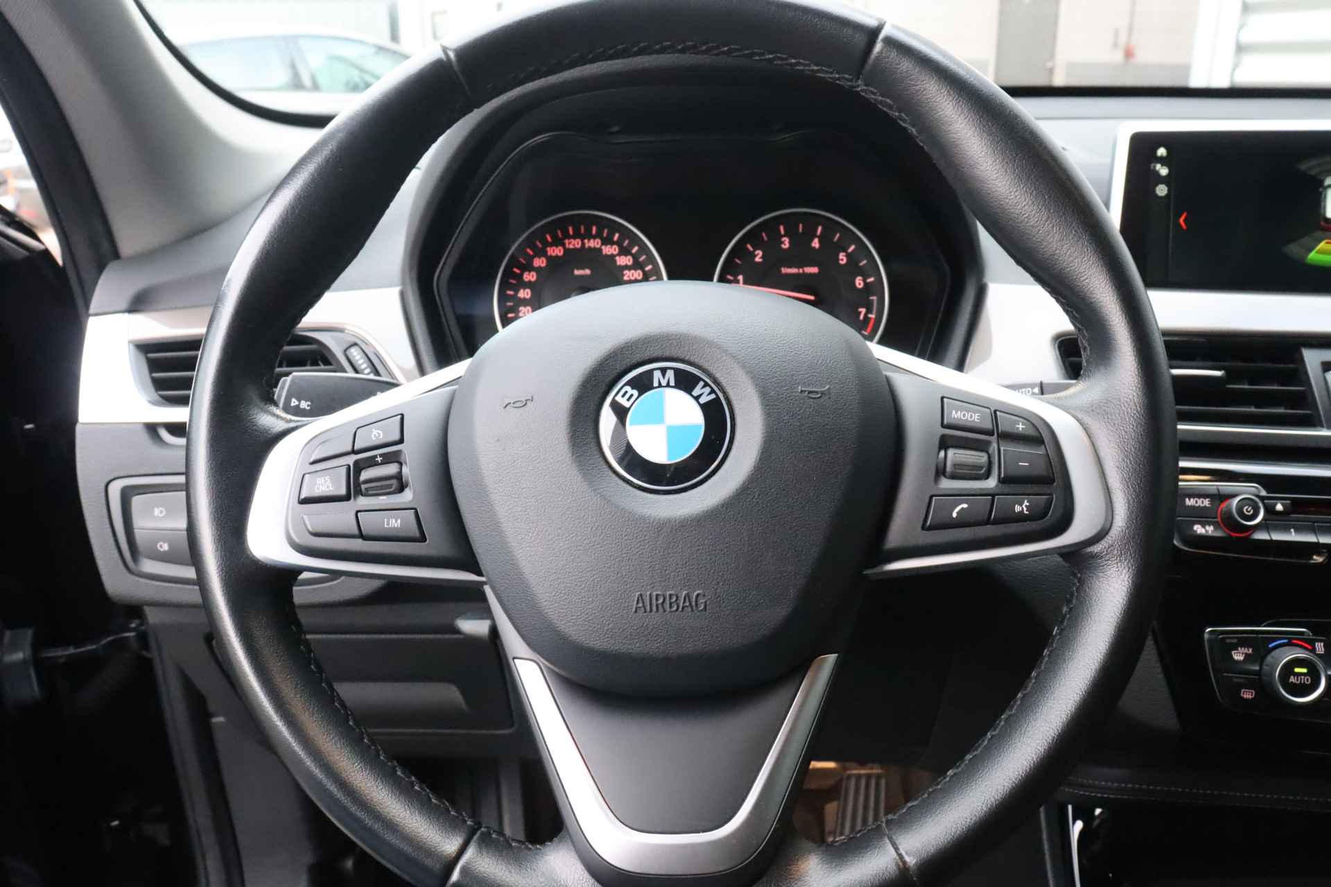 BMW X1 SDRIVE 2.0i 192PK HIGH EXECUTIVE X-LINE AUTOMAAT / NAVI / LEDER / CLIMA / LED / PDC / 18" LMV / CAMERA / HUD / KEYLESS / WINTERP - 29/39