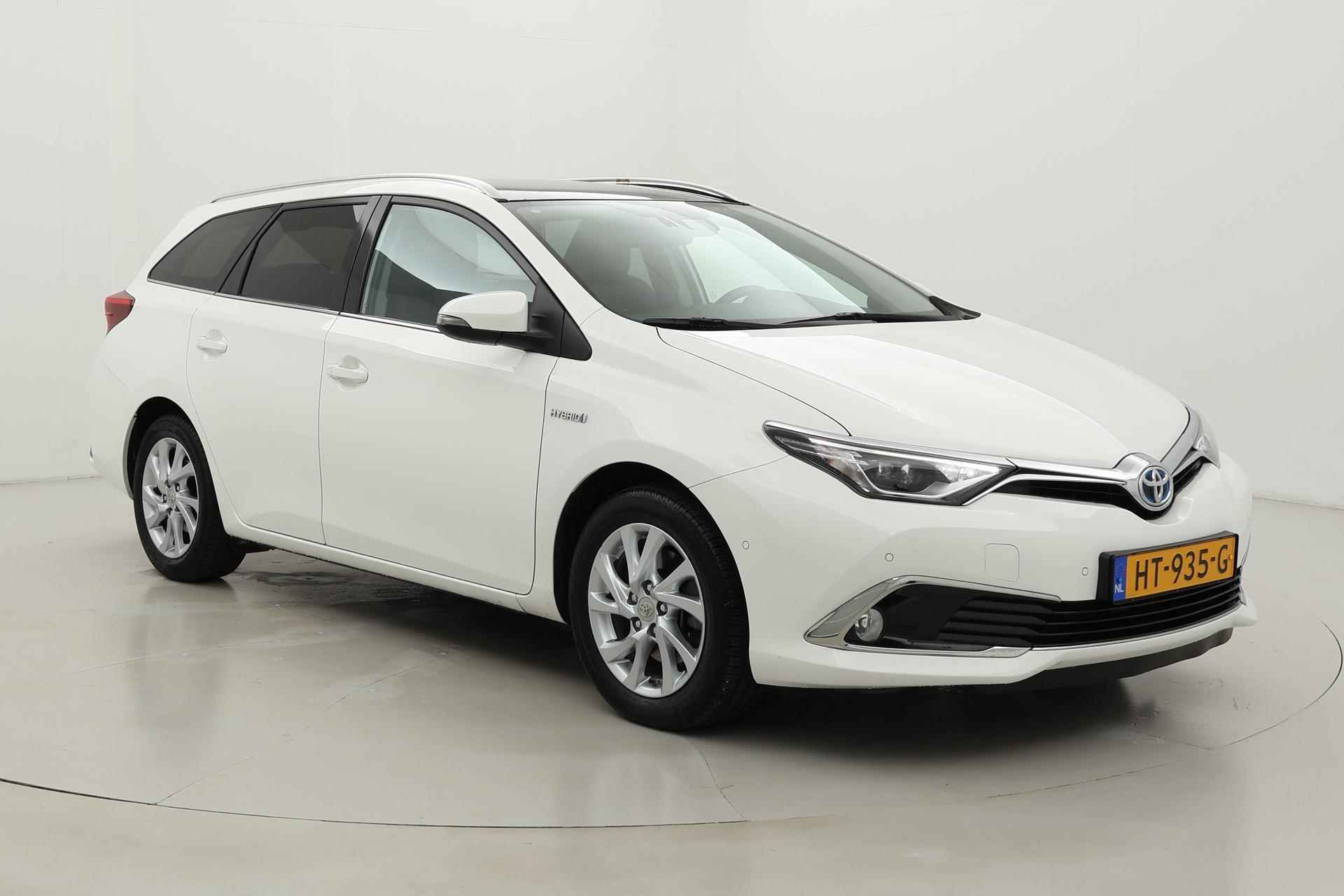 Toyota Auris Touring Sports 1.8 Hybrid Lease pro | Panoramadak - 32/39