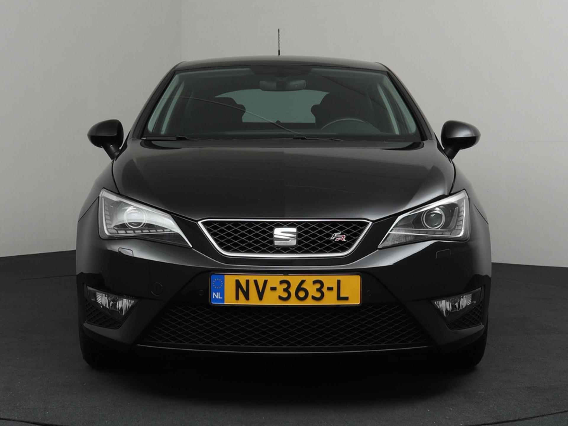 SEAT Ibiza 1.4 TDI FR Connect | Navigatie/ Carplay | LED-verlichting | Cruise Control! - 28/31