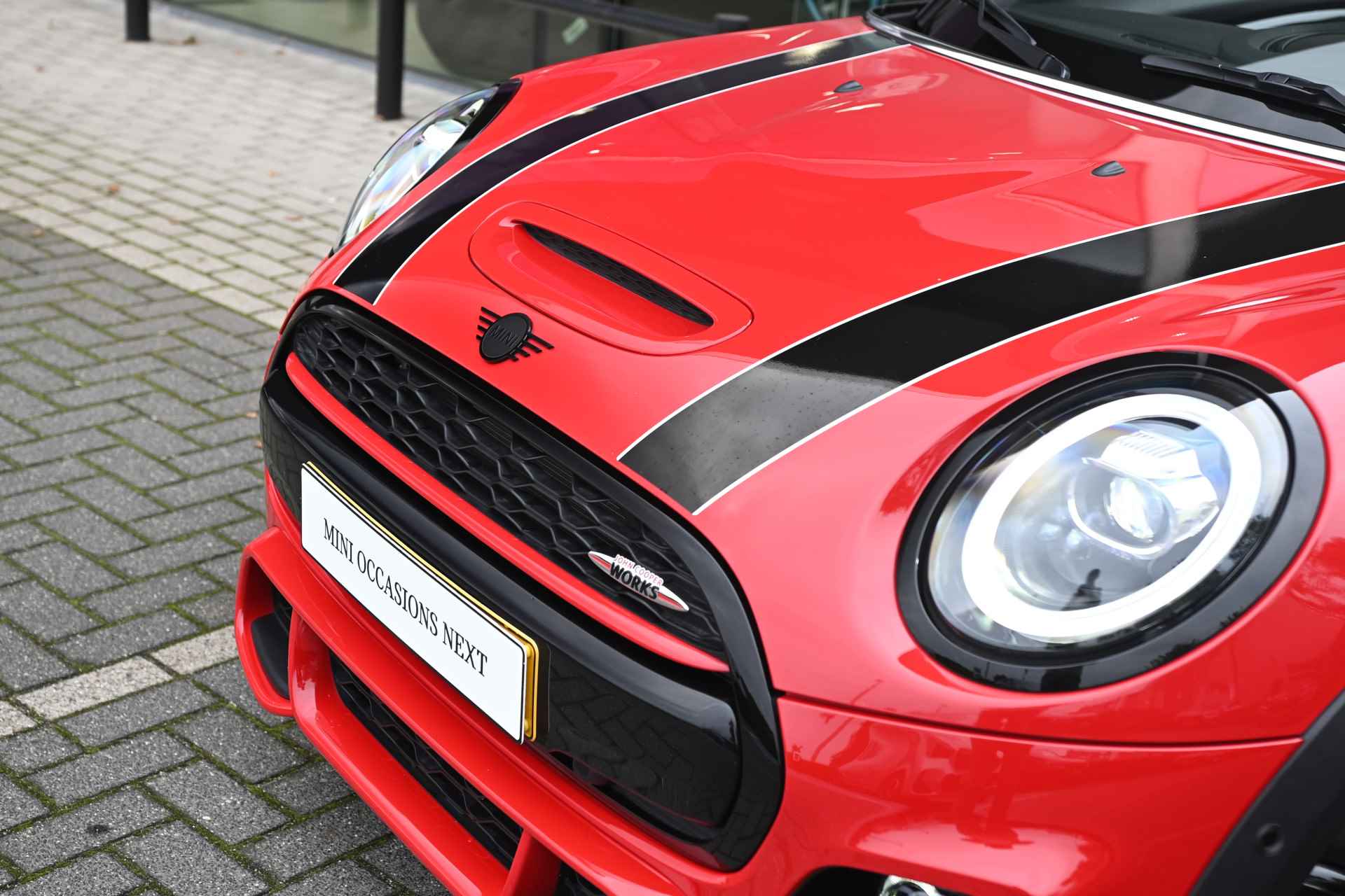 MINI Cabrio Cooper S Hammersmith Automaat / JCW Trim Pakket / Achteruitrijcamera / Comfort Access / JCW Sportstoelen / Head-Up / LED / Park Assistant - 18/28