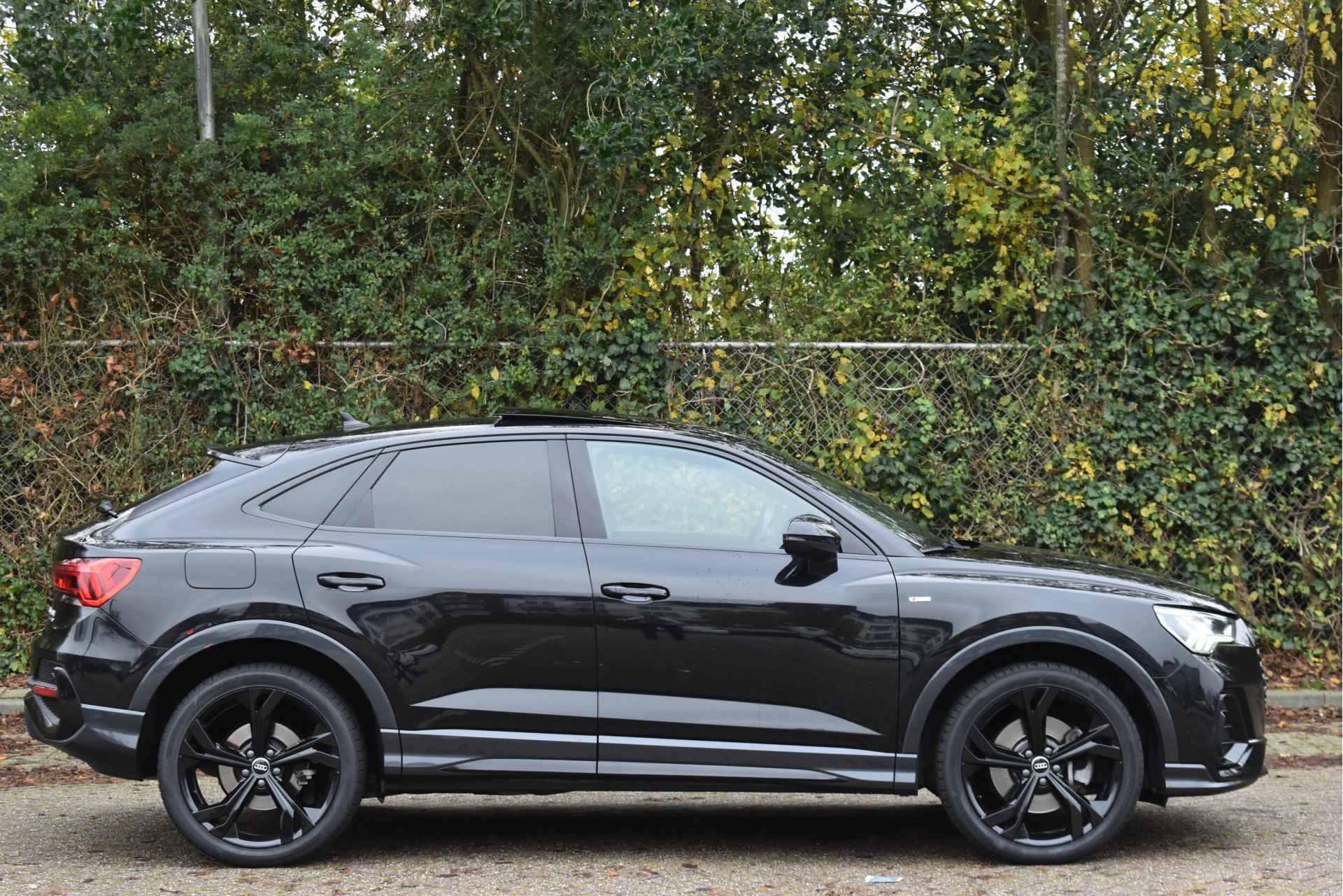 Audi Q3 Sportback 45 TFSI Quattro 230 PK S-Edition Black Line S-Line 3x | B&O | Pano | 360 gr.camera | Carplay | Elekt.stoelen | Keyless | Full LED - 30/87