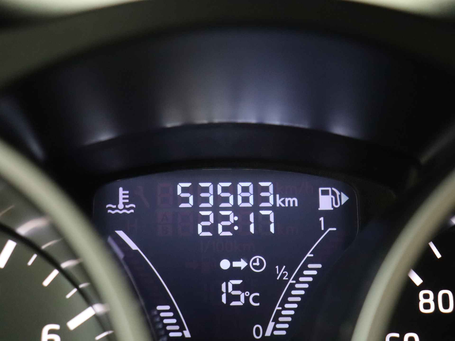 Nissan Juke 1.2 DIG-T S/S N-Connecta | Climate Control | Navigatie | Lichtmetalen velgen - 9/28
