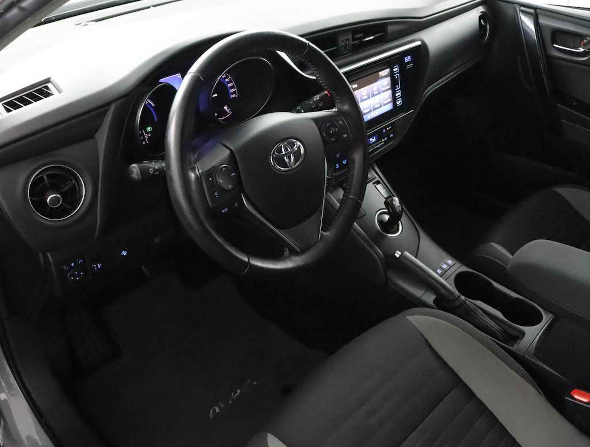 Toyota Auris Touring Sports 1.8 Hybrid Freestyle | Trekhaak | Navigatie | Bluetooth | Cruise control | - 64/71