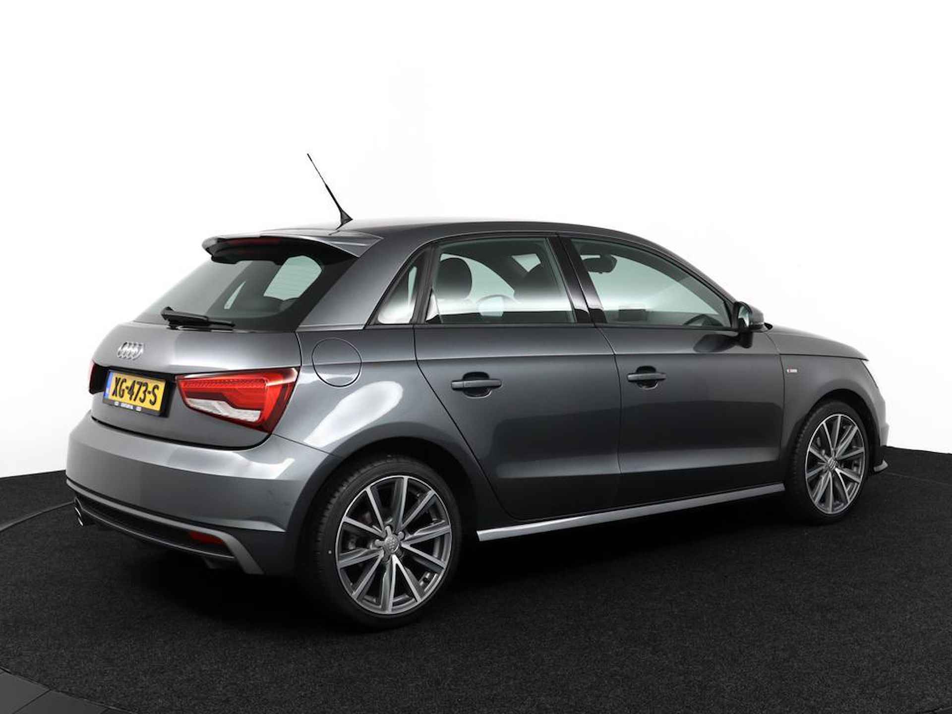 Audi A1 Sportback 1.0 TFSI 95Pk S-Line Advance / Navi / Clima - 2/41