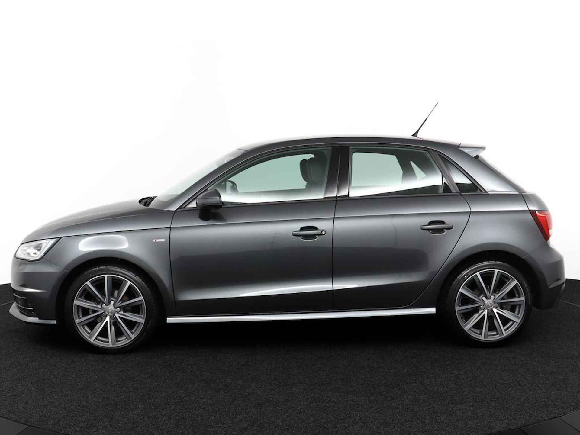 Audi A1 Sportback 1.0 TFSI 95Pk S-Line Advance / Navi / Clima - 3/41