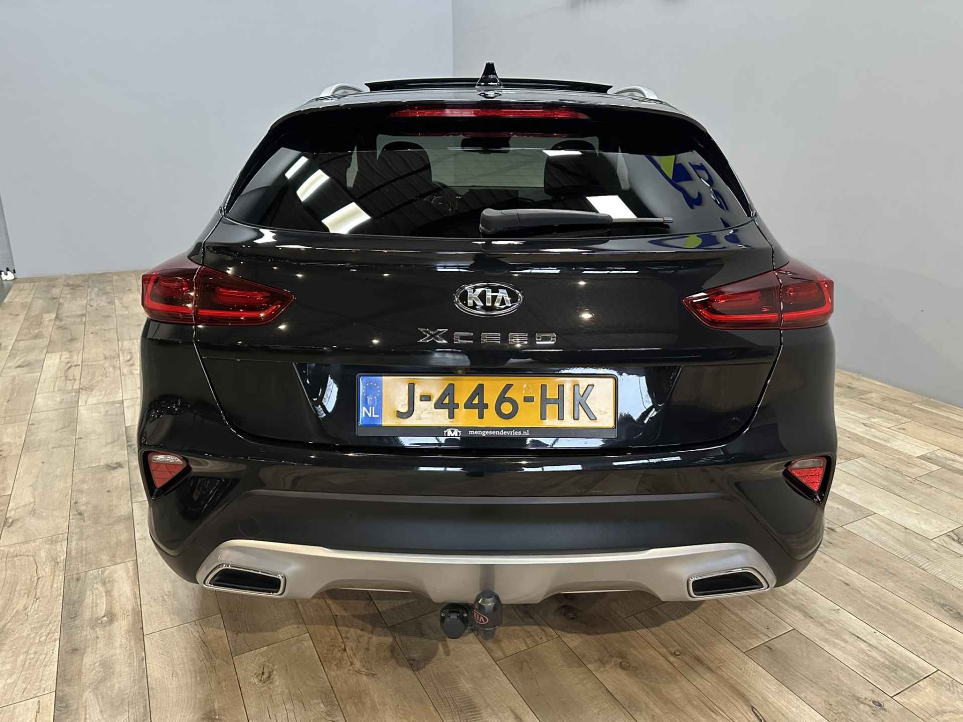 Kia Xceed 1.4 T-GDi DynamicPlusLine Airco ECC | LED | Panorama | Camera | Cruise Control | Navigatie | Trekhaak | Apple Carplay Android Auto | Isofix | NAP | - 4/49