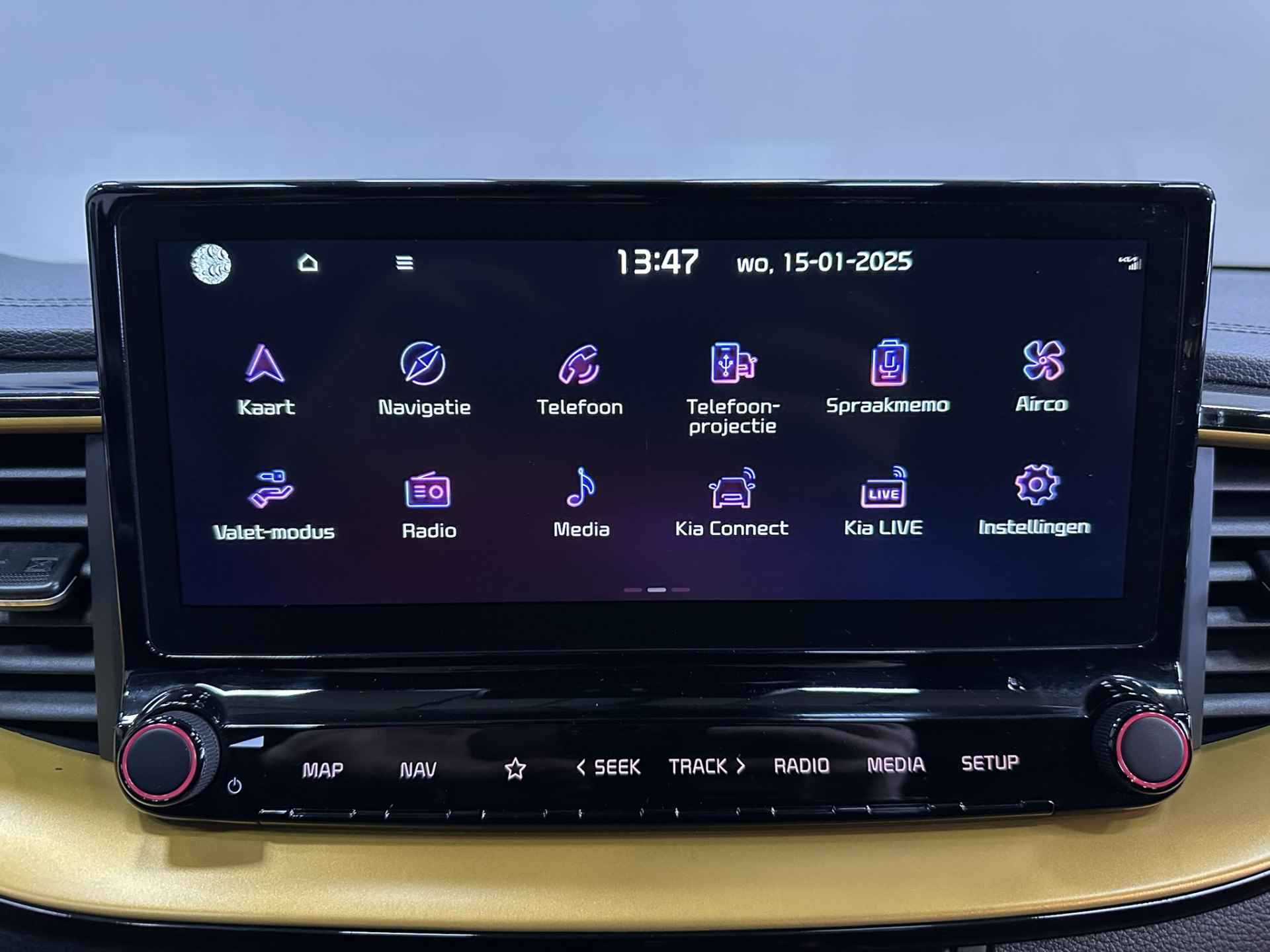 Kia Xceed 1.4 T-GDi DynamicPlusLine Airco ECC | LED | Panorama | Camera | Cruise Control | Navigatie | Trekhaak | Apple Carplay Android Auto | Isofix | NAP | - 20/49