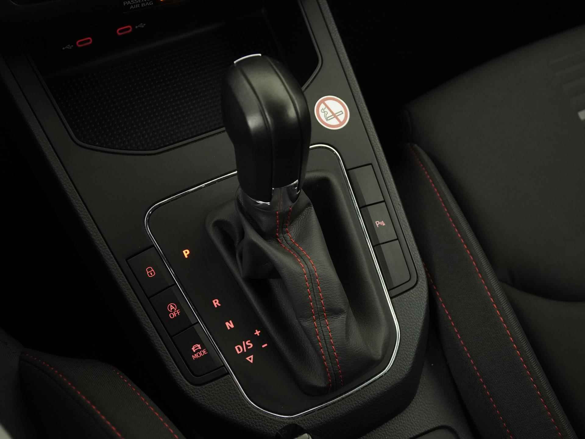 SEAT Ibiza 1.0 TSI FR Business Intense | LED | Camera | Carplay | Winter pakket |  Zondag Open! - 11/37