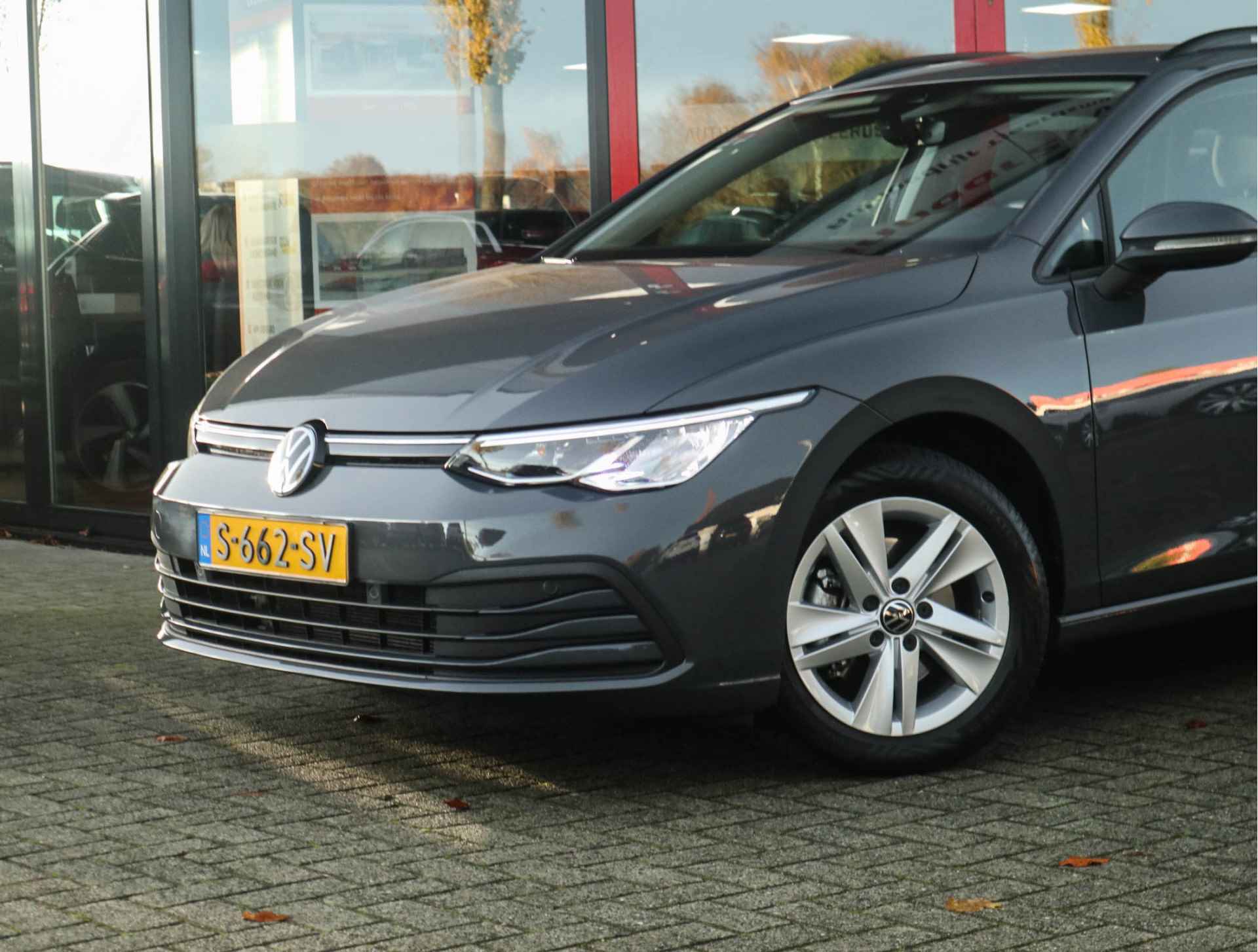 Volkswagen GOLF Variant 1.0 eTSI Life Navi/Adapt.Cruise/Clima/Stoelverw/Trekhaak/Automaat/Camera - 3/35