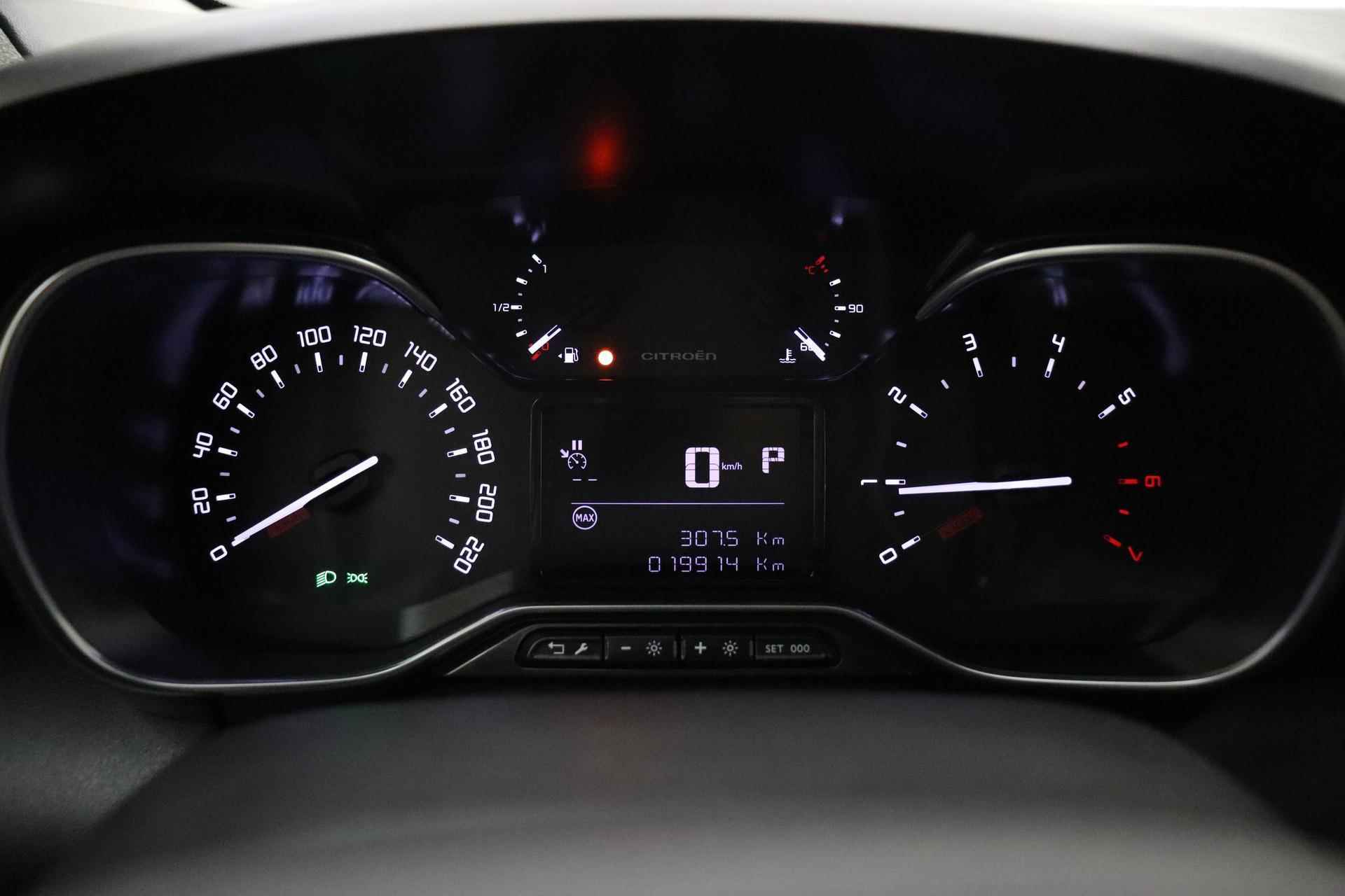 Citroen C3 Aircross 1.2 PureTech Plus 130 PK Automaat | Navigatie | Climate control | Headup Display | Stoelverwarming | Dakrails | Lichtmetalen velgen - 34/36