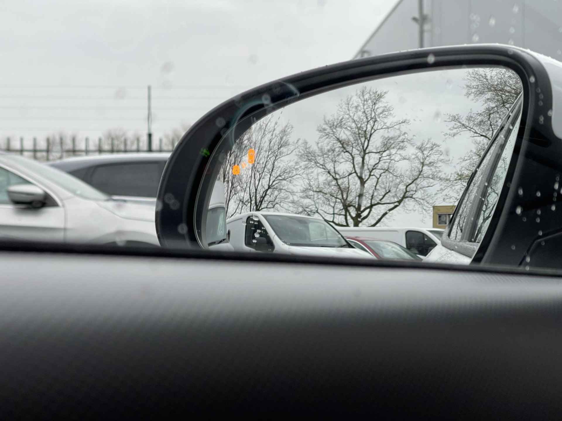 Hyundai Kona 1.6 GDI HEV Fashion | Navigatie | Camera | Apple Carplay/Android Auto | Head-Up Display | Premium Audio | Adapt. Cruise Control | Dodehoek Detectie | Rijklaarprijs! - 21/27