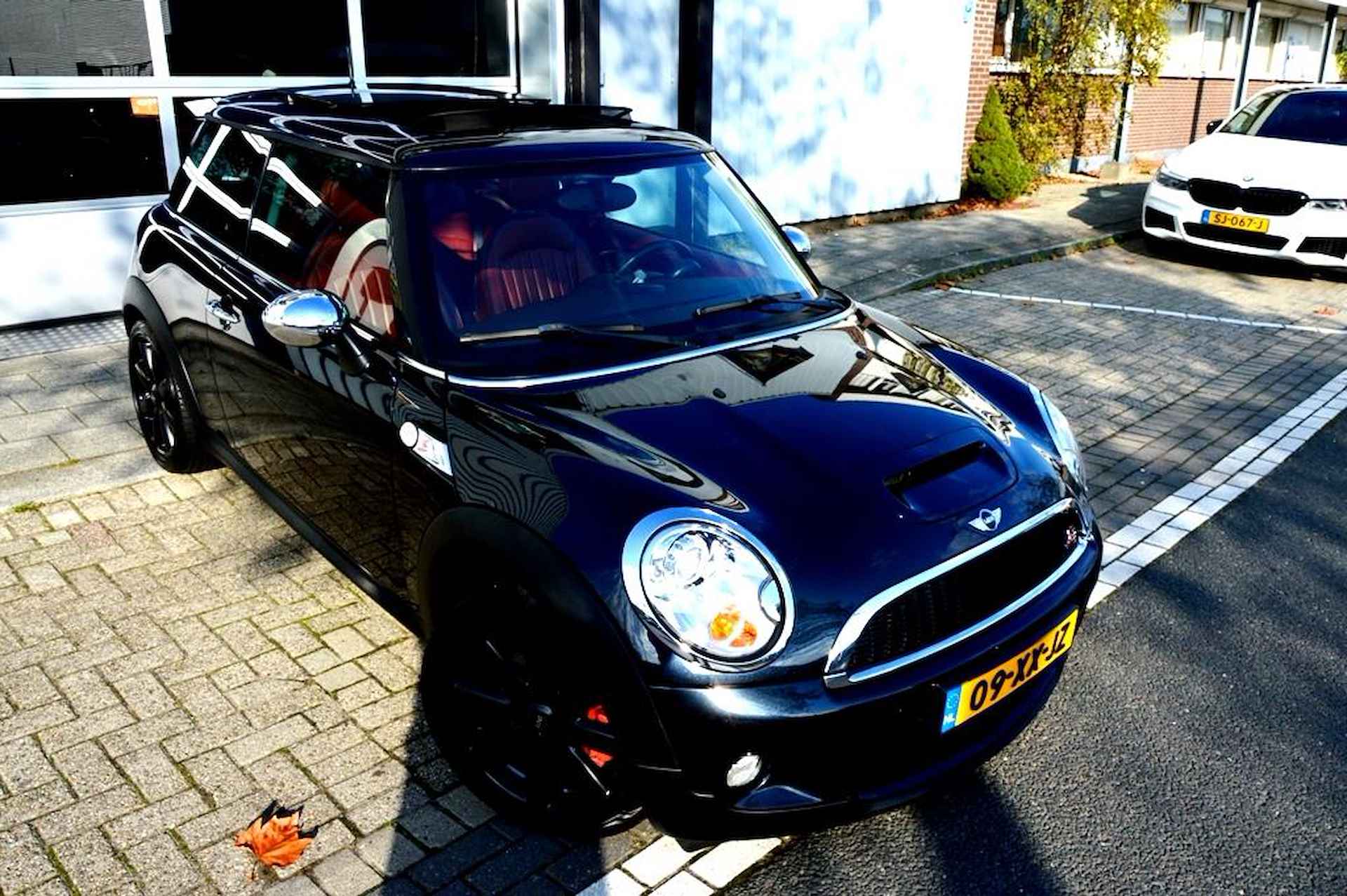 Mini Mini 1.6 Cooper S Chili 175PK ECC/LMV17/XENON/LEER/PANO - 5/51