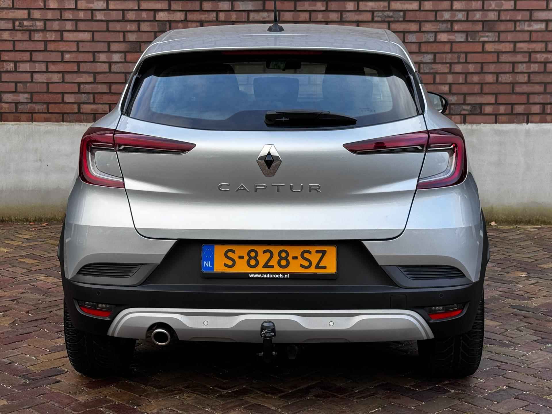 Renault Captur 1.3 TCe / 140 PK / Automaat / Trekhaak / Navigatie + Camera / PDC voor + Achter - 11/51