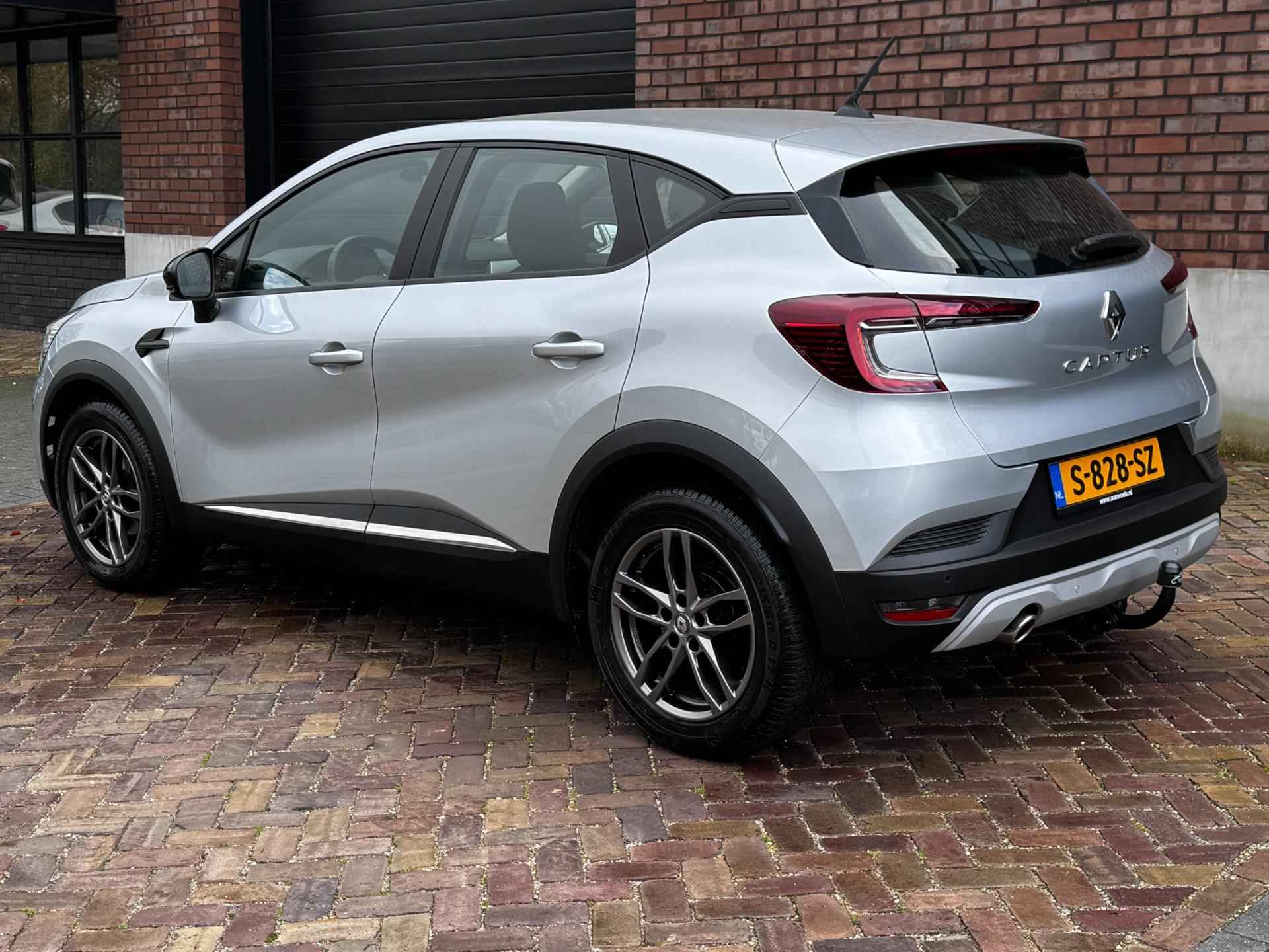 Renault Captur 1.3 TCe / 140 PK / Automaat / Trekhaak / Navigatie + Camera / PDC voor + Achter - 12/51