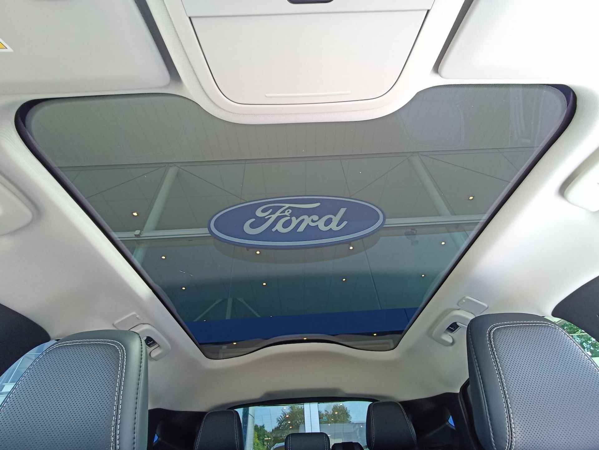 Ford Mustang Mach-E 75kWh RWD 18" LM Velgen | Navigatie | | PDC V+A Camera V+A 360 | Voorruitverwarming | Panorama dak | - 23/28