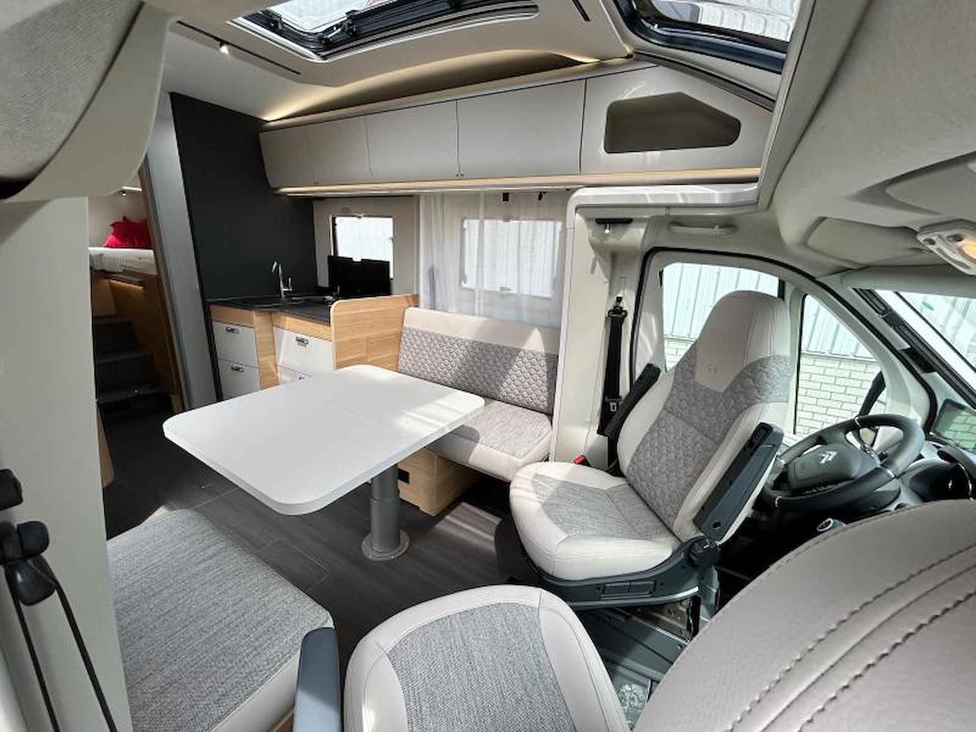 Adria Coral Axess 650 DL c.a €12.000,- korting - 11/25