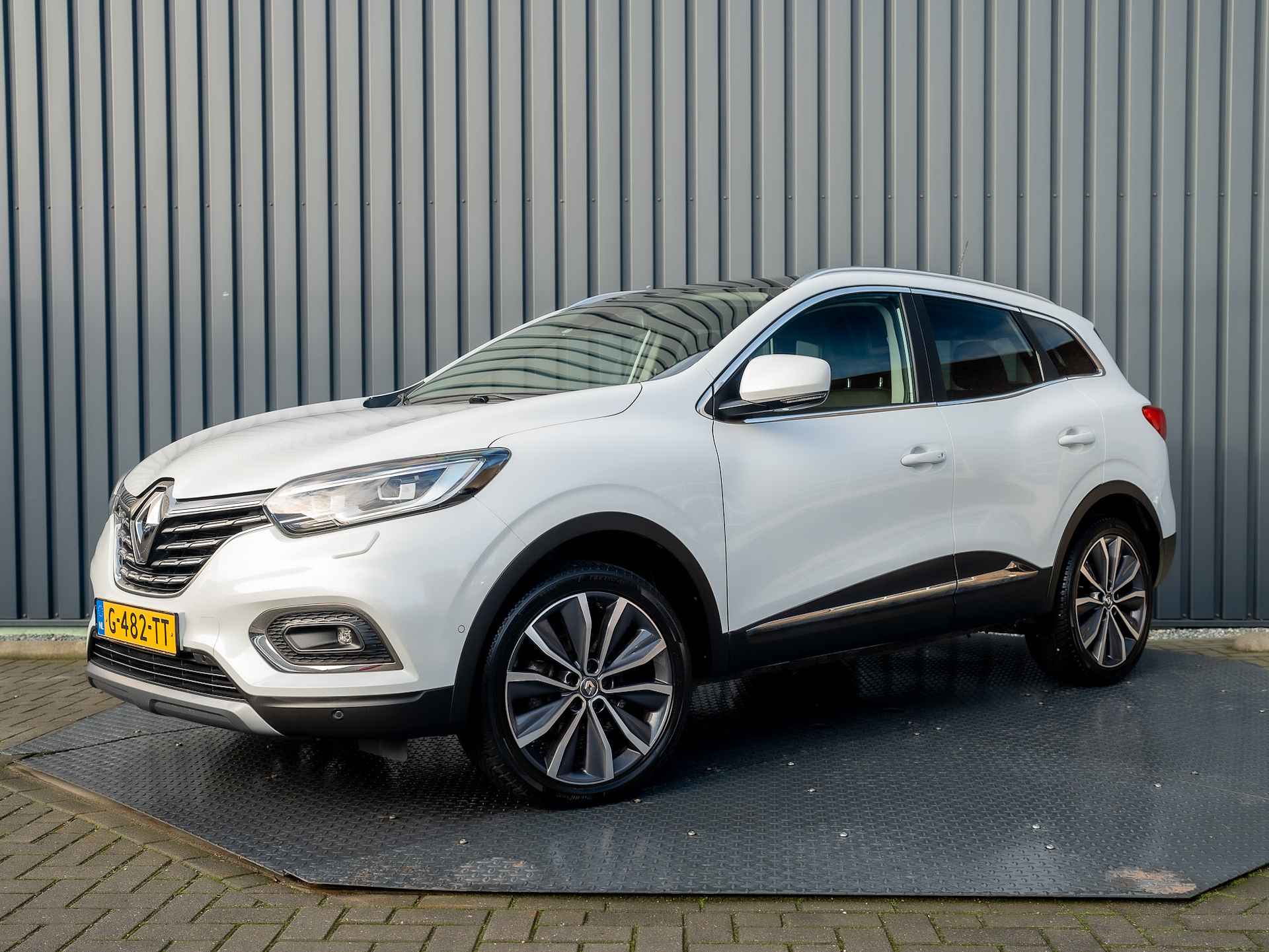 Renault Kadjar 1.3 TCe 160Pk Intens| Panodak | 19'' | Dodehoek sensoren | Bose | Prijs Rijklaar!! - 47/47