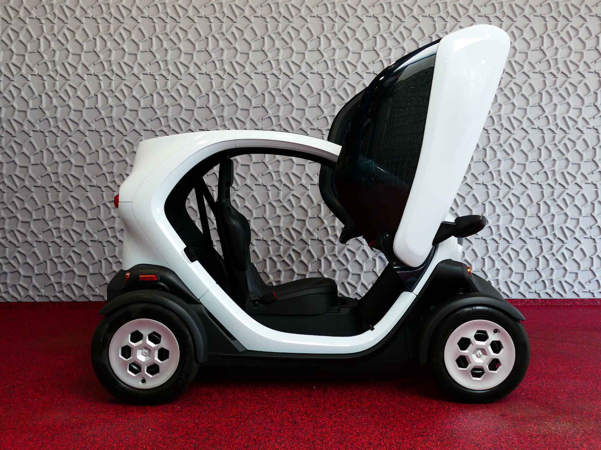 Renault Twizy URBAN 80 INCL ACCU 2655 KM PDC RUITVERW. SWICHBLADE - 19/48