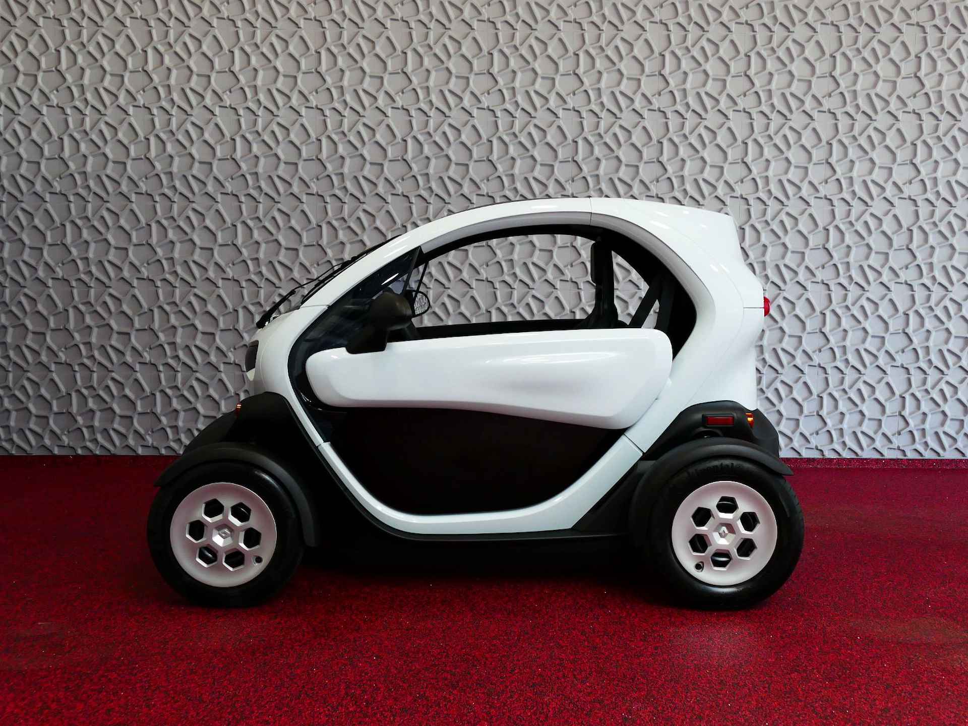 Renault Twizy URBAN 80 INCL ACCU 2655 KM PDC RUITVERW. SWICHBLADE - 22/48