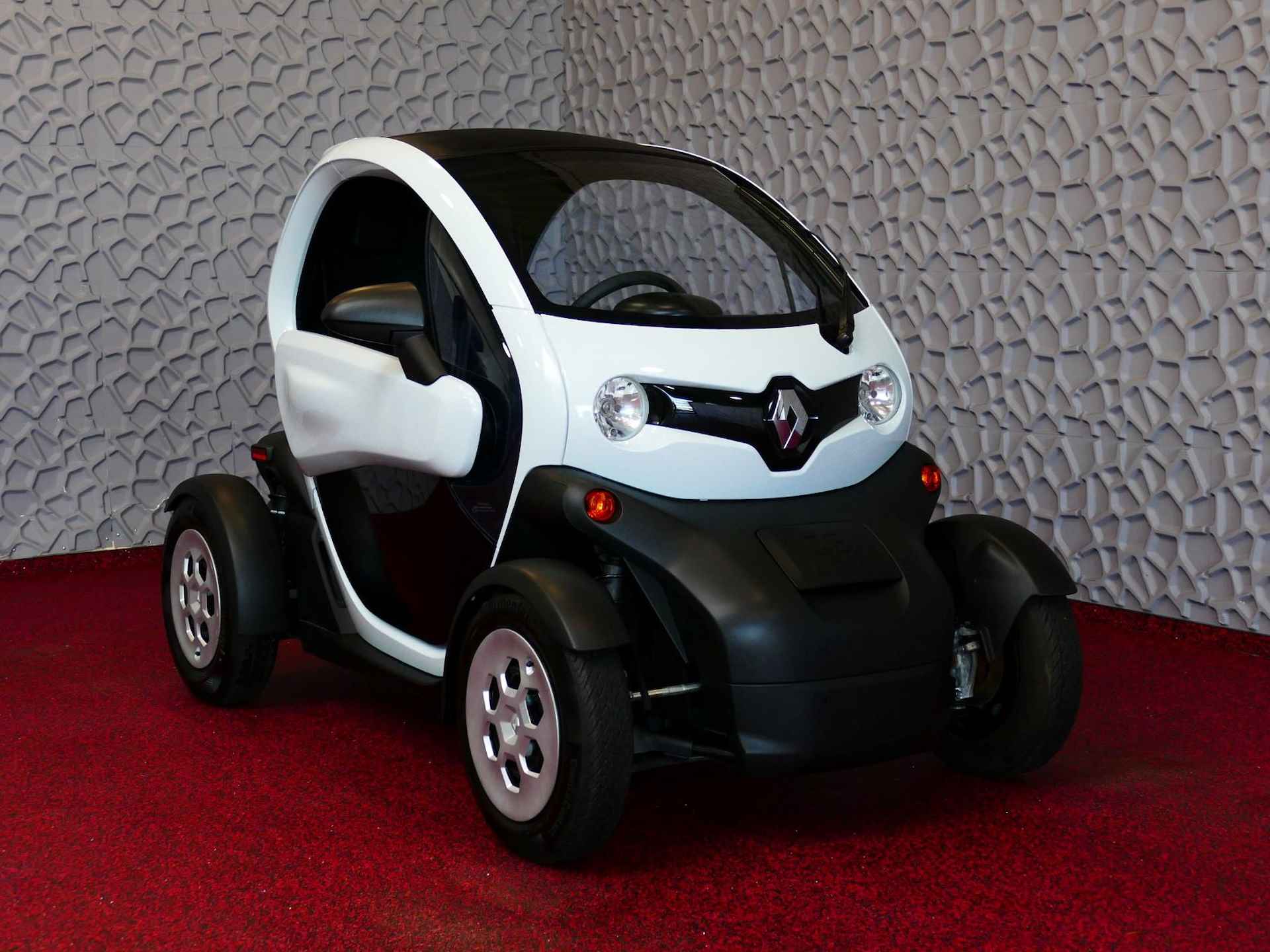 Renault Twizy URBAN 80 INCL ACCU 2655 KM PDC RUITVERW. SWICHBLADE - 34/48