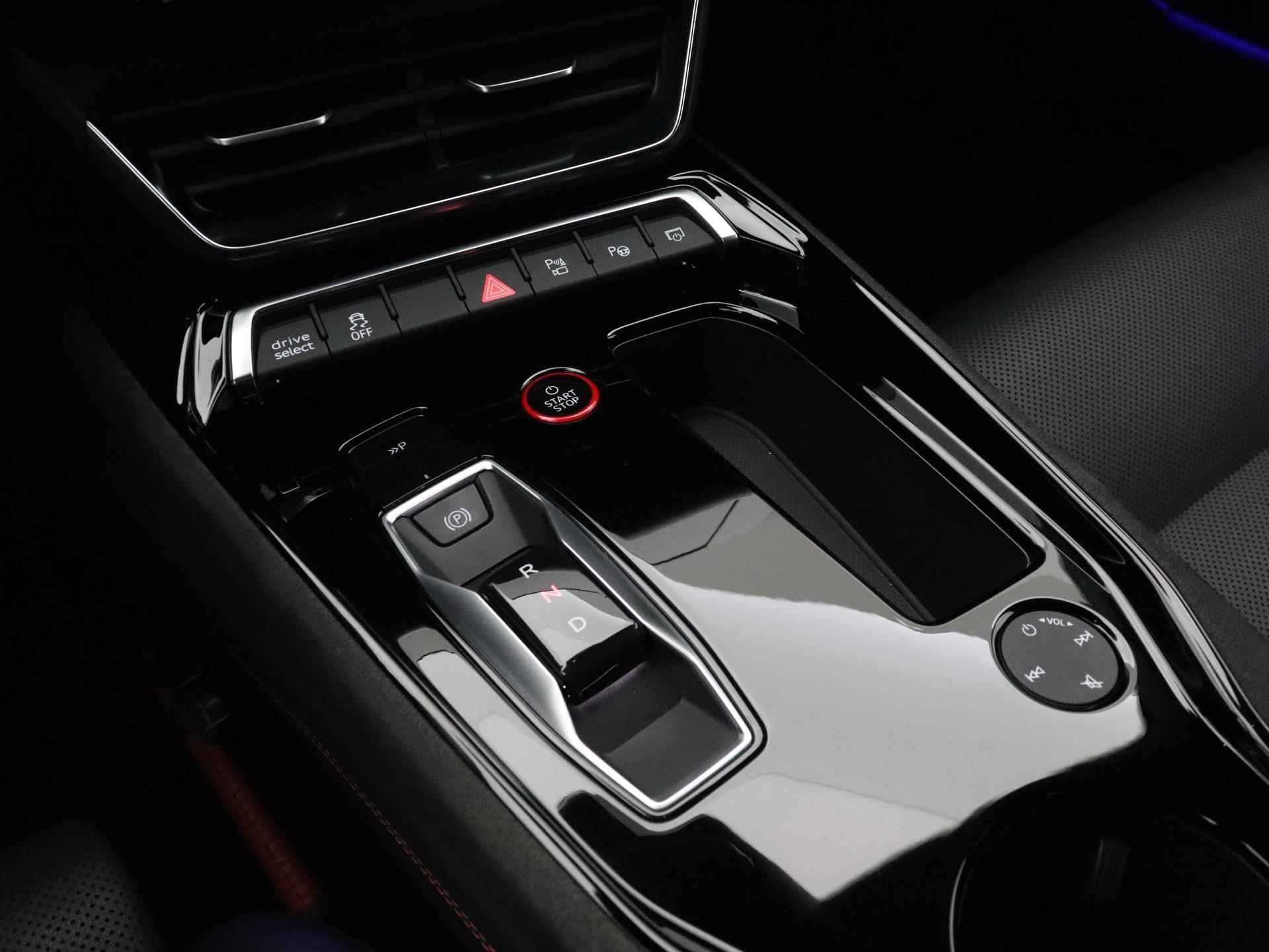 Audi e-tron GT RS | 600PK | Audi Exclusive | Suzuka Grey | Top view camera | Massage | 21' | Laser LED | Head-up | Alcantara | Carbon | Nachtzichtassistent | NP: €202.500,- | *Verlengde fabrieksgarantie - 23/51