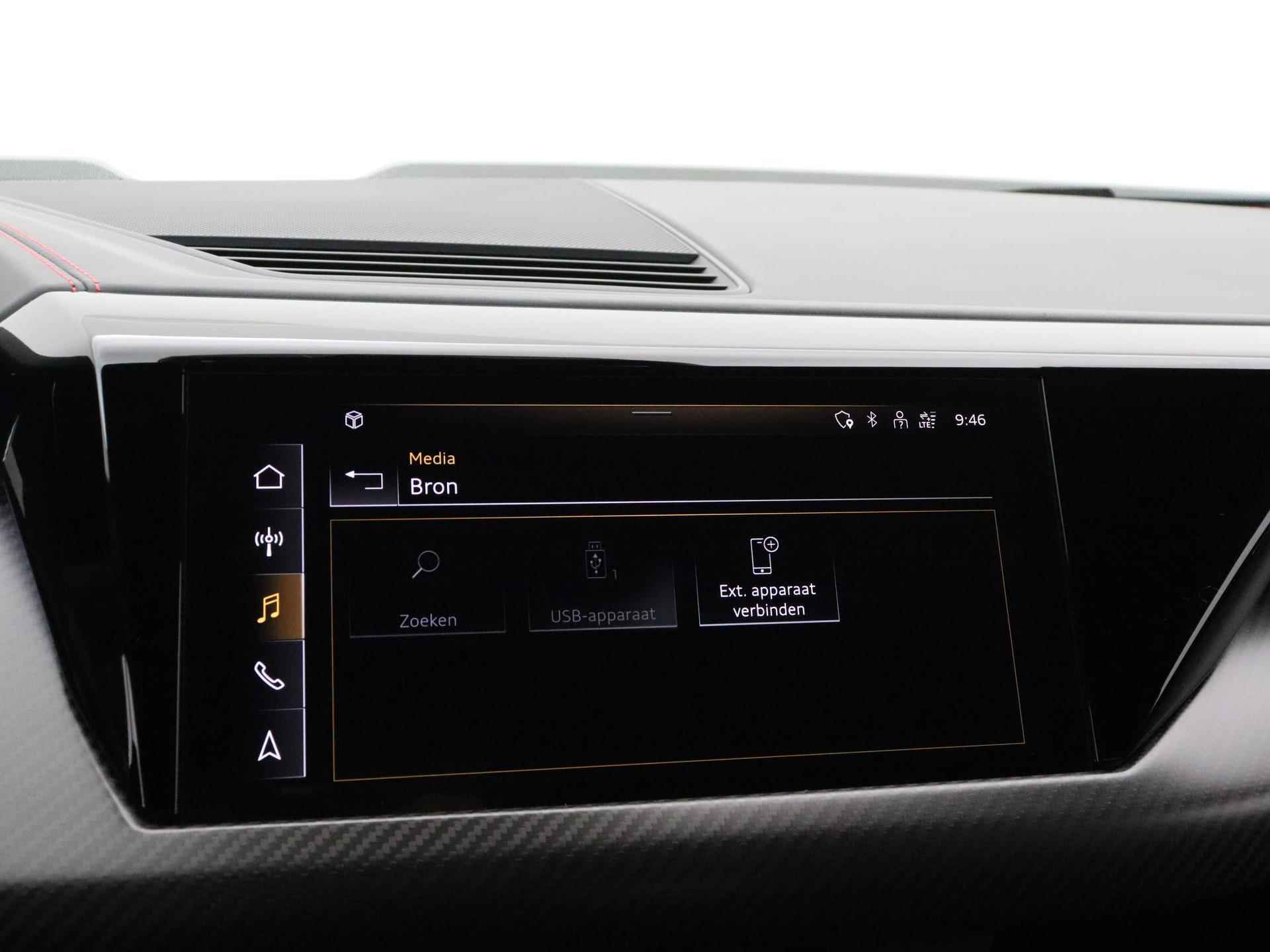 Audi e-tron GT RS | 600PK | Audi Exclusive | Suzuka Grey | Top view camera | Massage | 21' | Laser LED | Head-up | Alcantara | Carbon | Nachtzichtassistent | NP: €202.500,- | *Verlengde fabrieksgarantie - 26/51