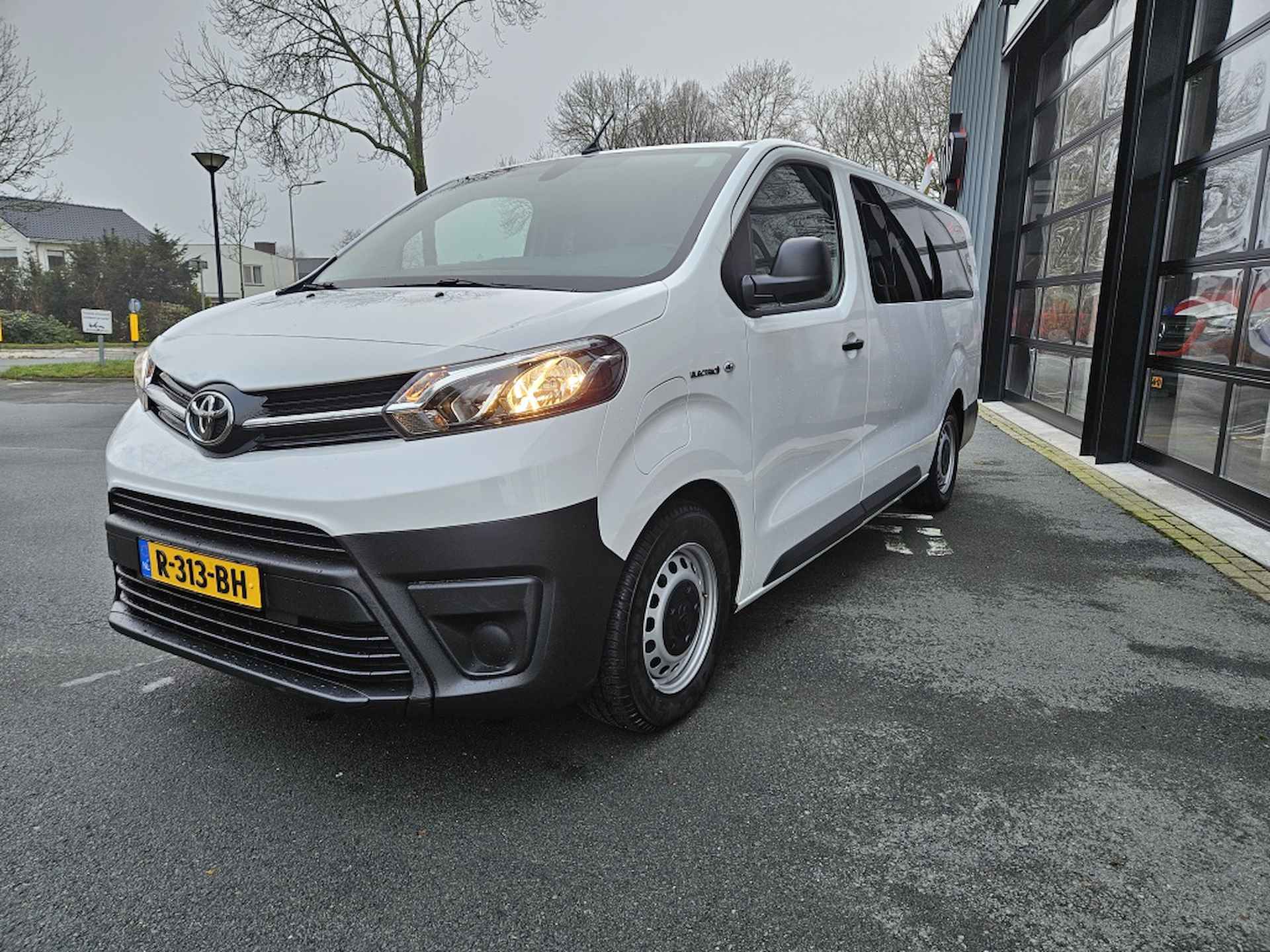 Toyota PROACE Electric Shuttle 75KWh L3 Extra Range Cool | direct leverbaar - 4/25