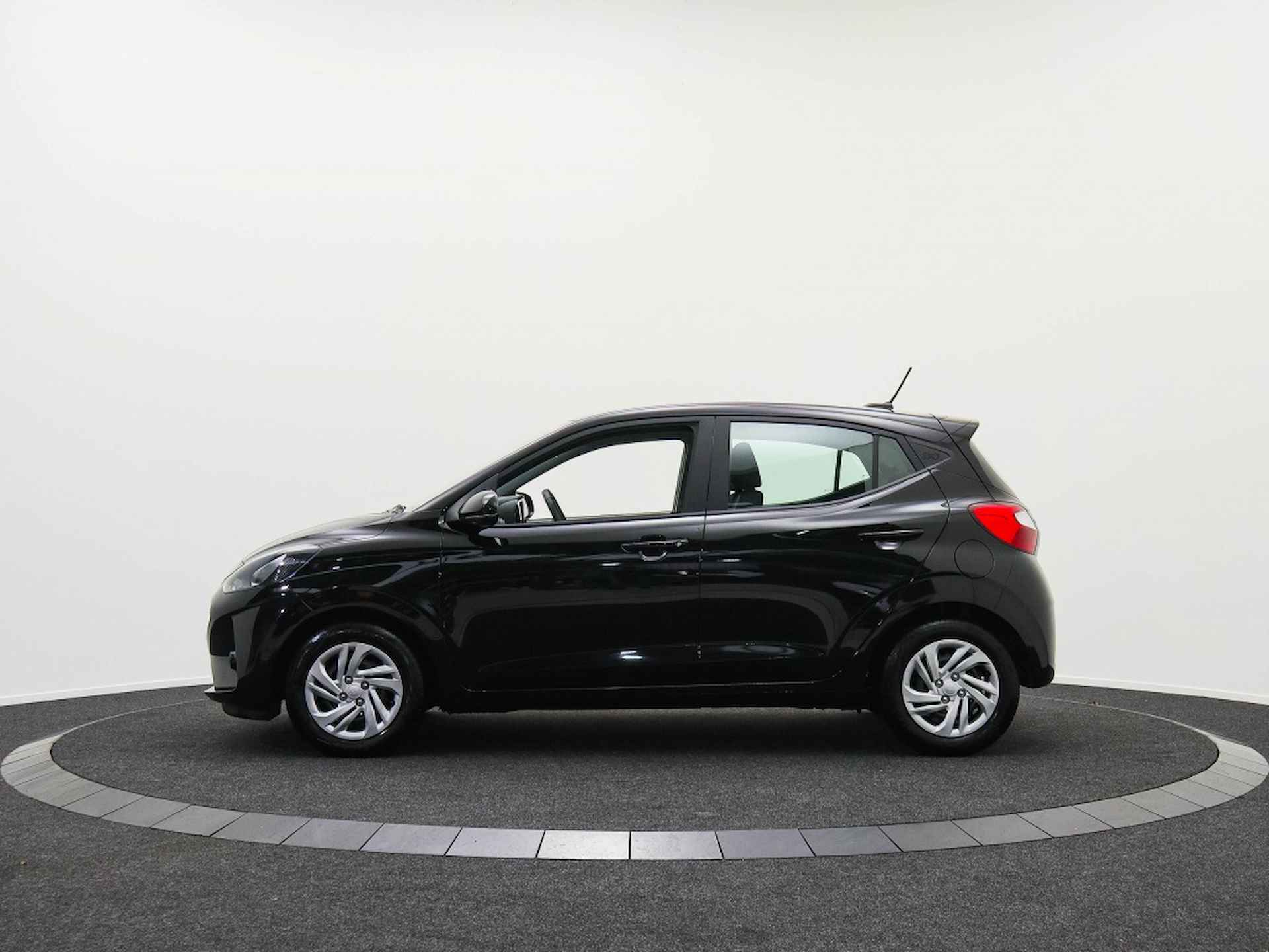 Hyundai i10 1.0 Comfort | Carplay | Private lease 309 p.m. - 10/40