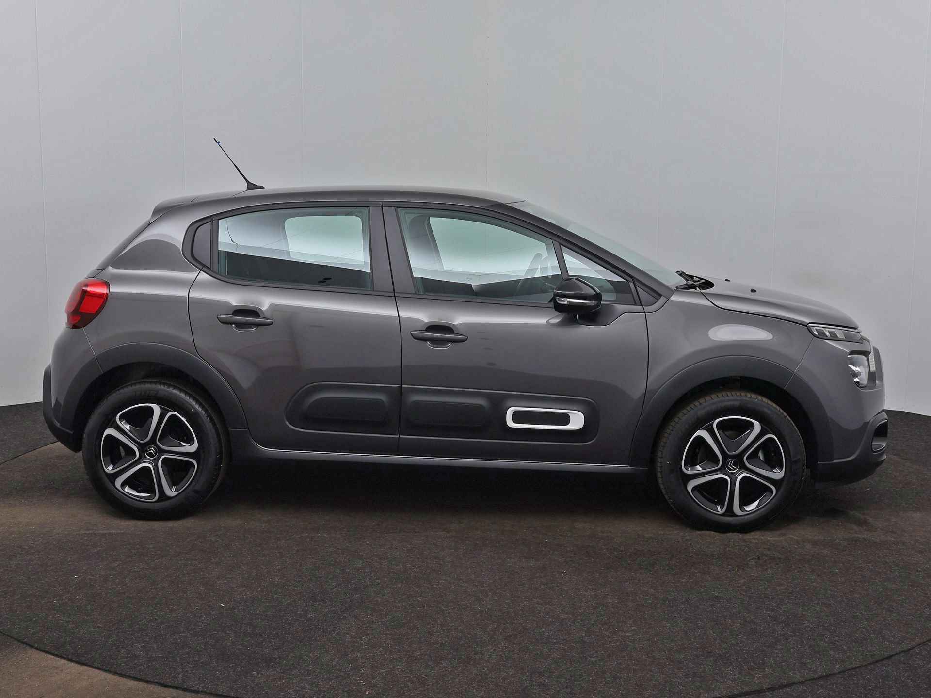 Citroën C3 PureTech 83pk Plus | Rijklaar | Connect Nav | Parkeersensoren | - 5/27