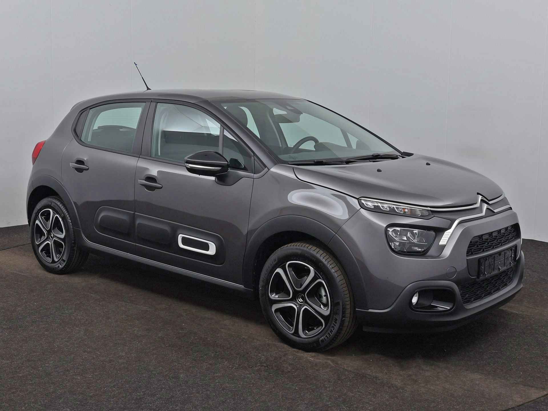 Citroën C3 PureTech 83pk Plus | Rijklaar | Connect Nav | Parkeersensoren | - 12/27