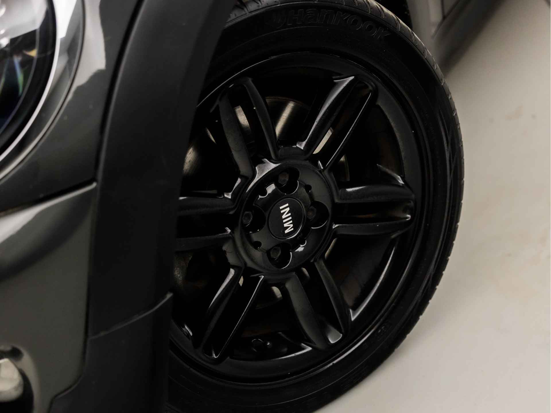 MINI Cabrio 1.6 Cooper S Westminster Black Edition 184Pk (LEDEREN SPORTSTOELEN, XENON, HARMAN/KARDON, ZWART HEMEL, CRUISE, ELEK RAMEN, NIEUWSTAAT) - 24/38