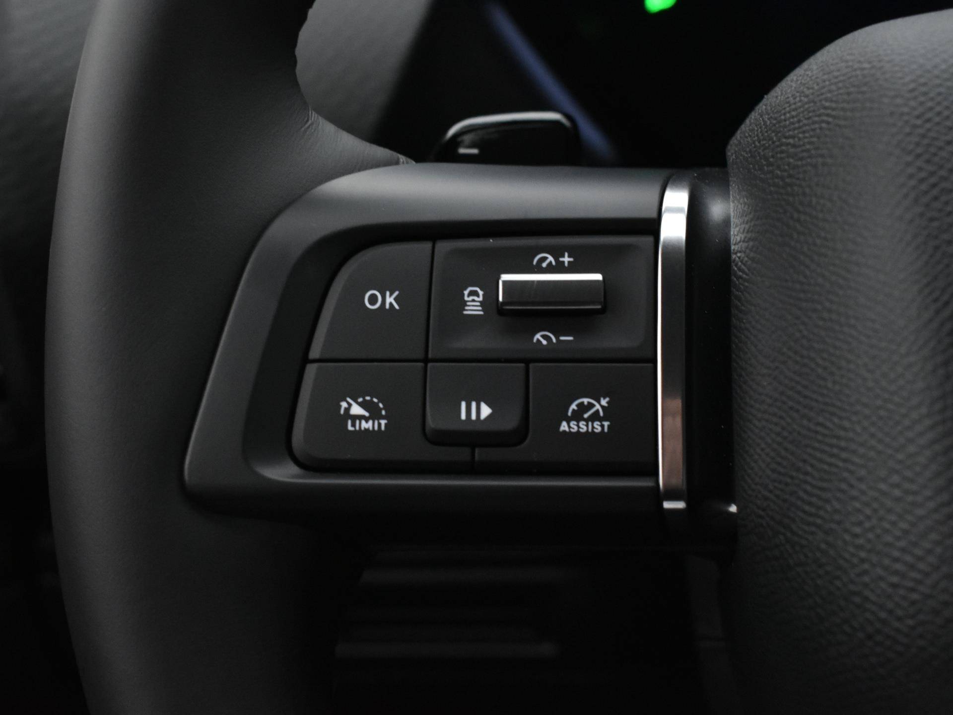 Citroën C5 X Business Plus 130pk Automaat | SNEL RIJDEN! | Navigatie | Adaptieve Cruise Control | Lichtmetalen Velgen | Two Tone | - 17/33