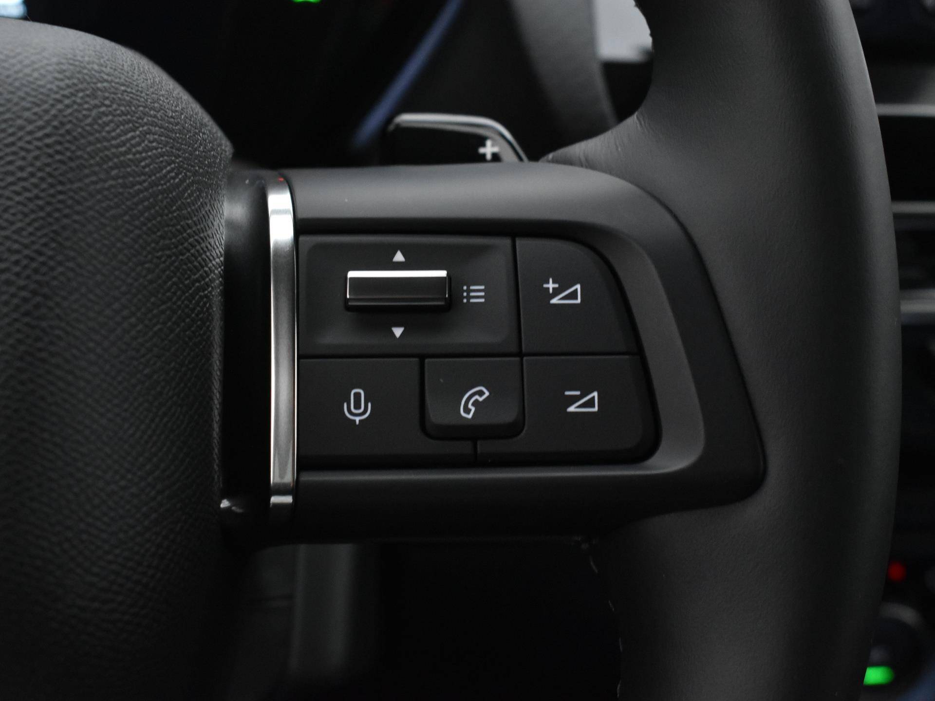 Citroën C5 X Business Plus 130pk Automaat | SNEL RIJDEN! | Navigatie | Adaptieve Cruise Control | Lichtmetalen Velgen | Two Tone | - 18/33