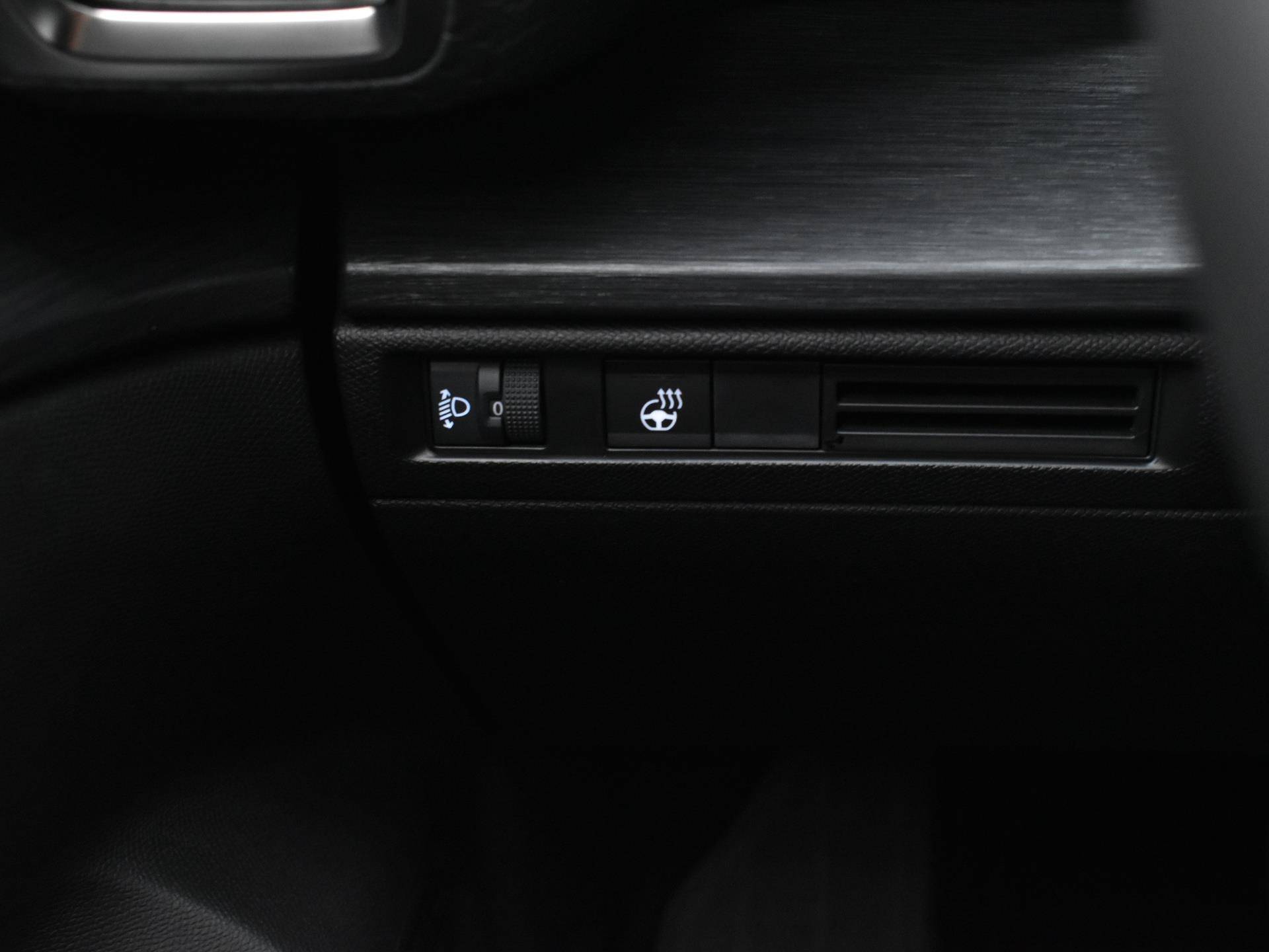 Citroën C5 X Business Plus 130pk Automaat | SNEL RIJDEN! | Navigatie | Adaptieve Cruise Control | Lichtmetalen Velgen | Two Tone | - 19/33
