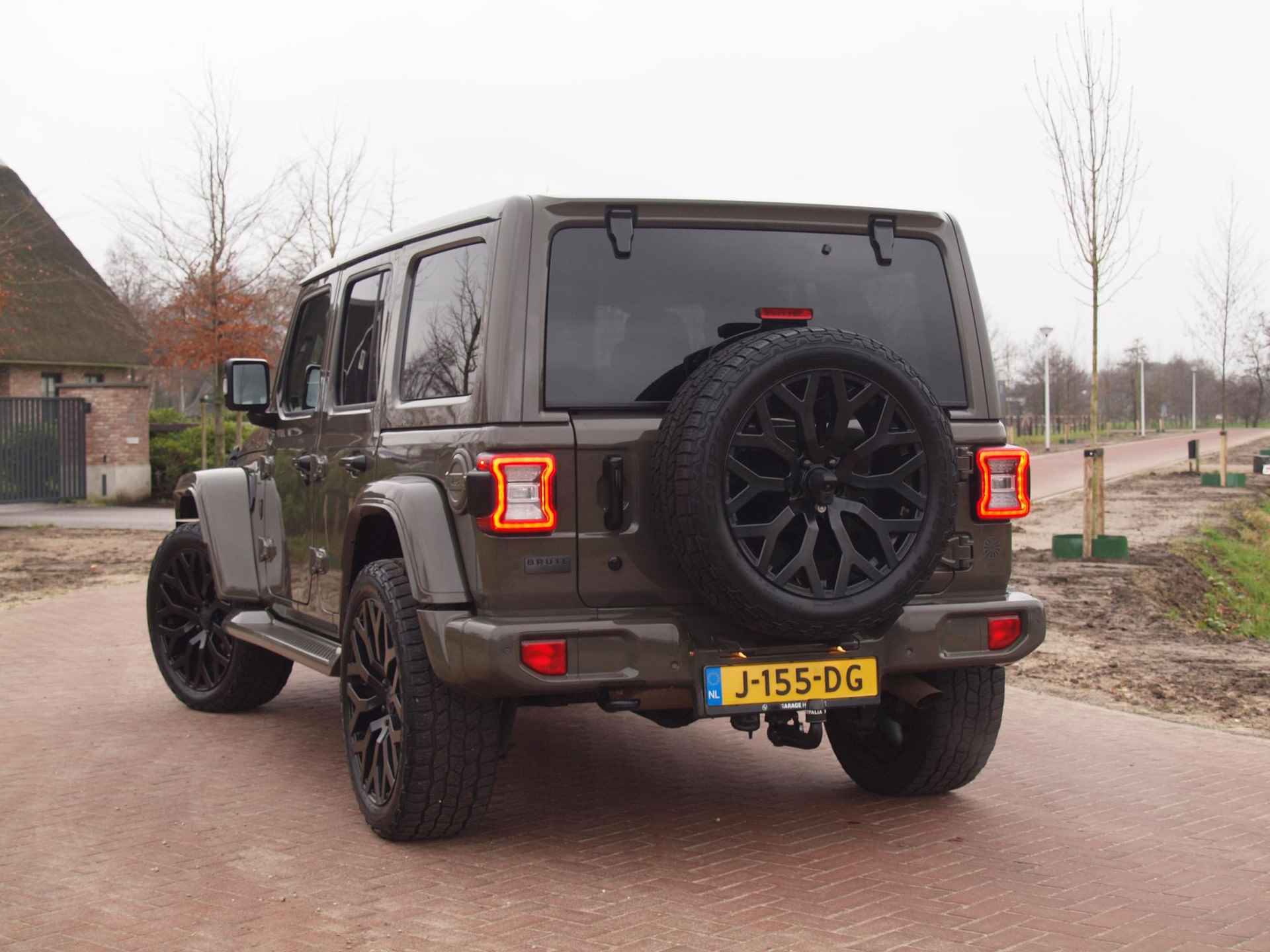 Jeep Wrangler Unlimited 2.0T Sahara | BRUTE | Camera | Trekhaak | 22 inch | Alpine | - 2/41