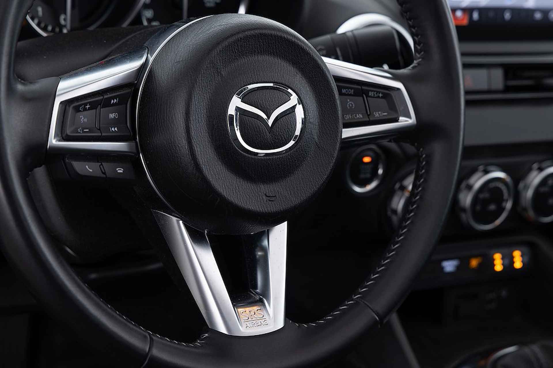 Mazda MX-5 RF 1.5 SkyActiv-G 132 Luxury ✅ 1e Eigenaar . - 12/30