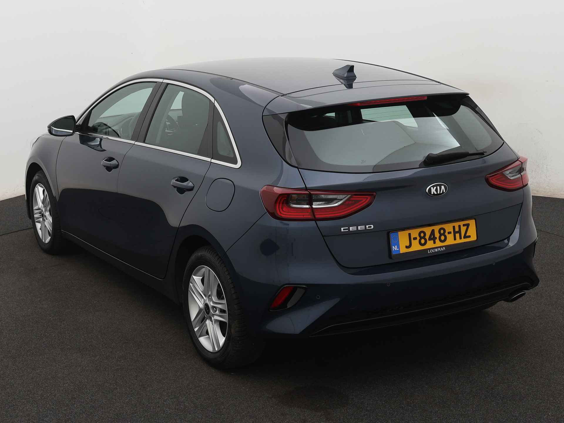 Kia Ceed 1.4 T-GDi Dynamic Line | Navigatie | Parkeercamera | Rijstrooksensor | Climate- en cruise control | - 17/43