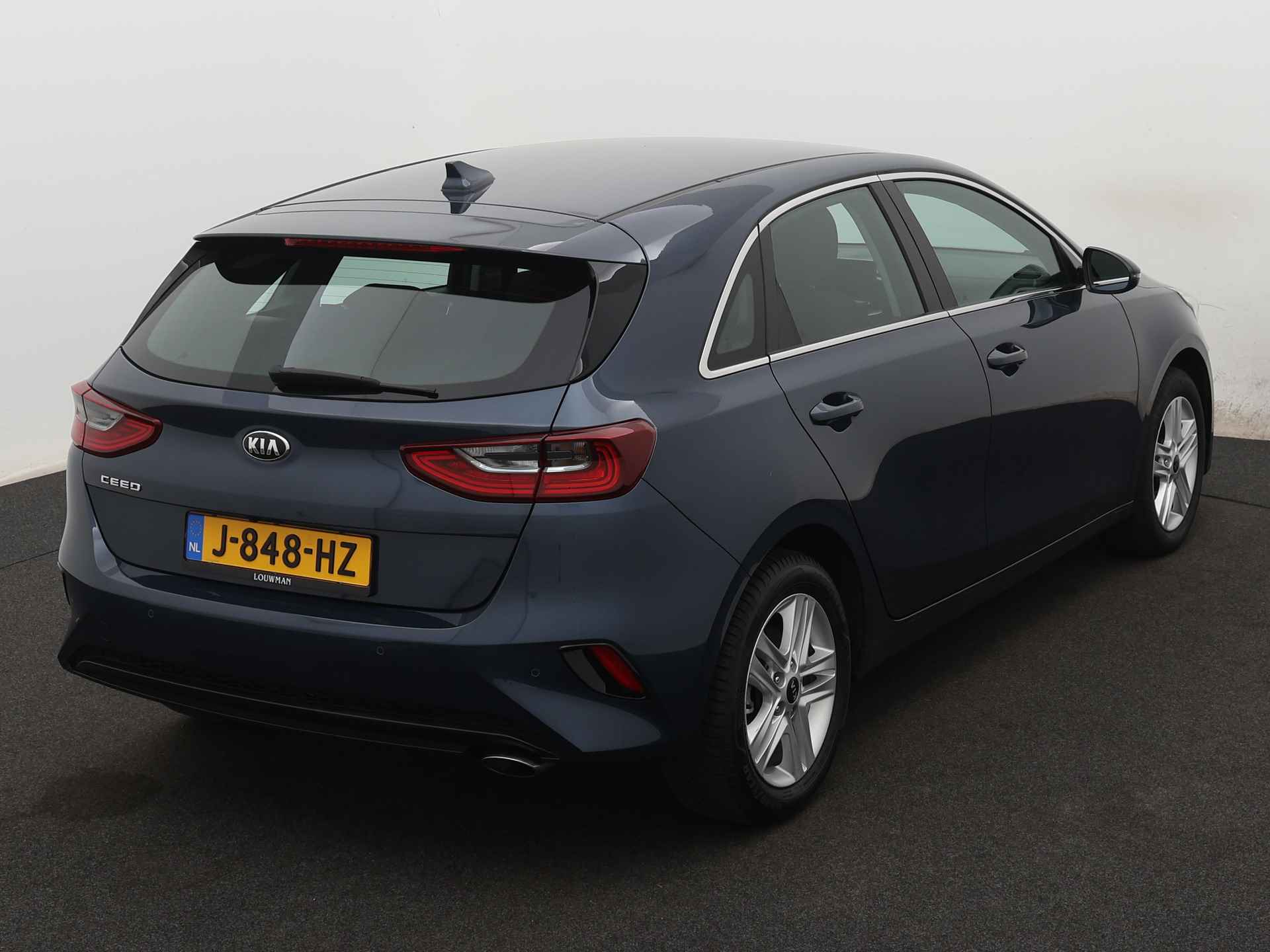 Kia Ceed 1.4 T-GDi Dynamic Line | Navigatie | Parkeercamera | Rijstrooksensor | Climate- en cruise control | - 18/43