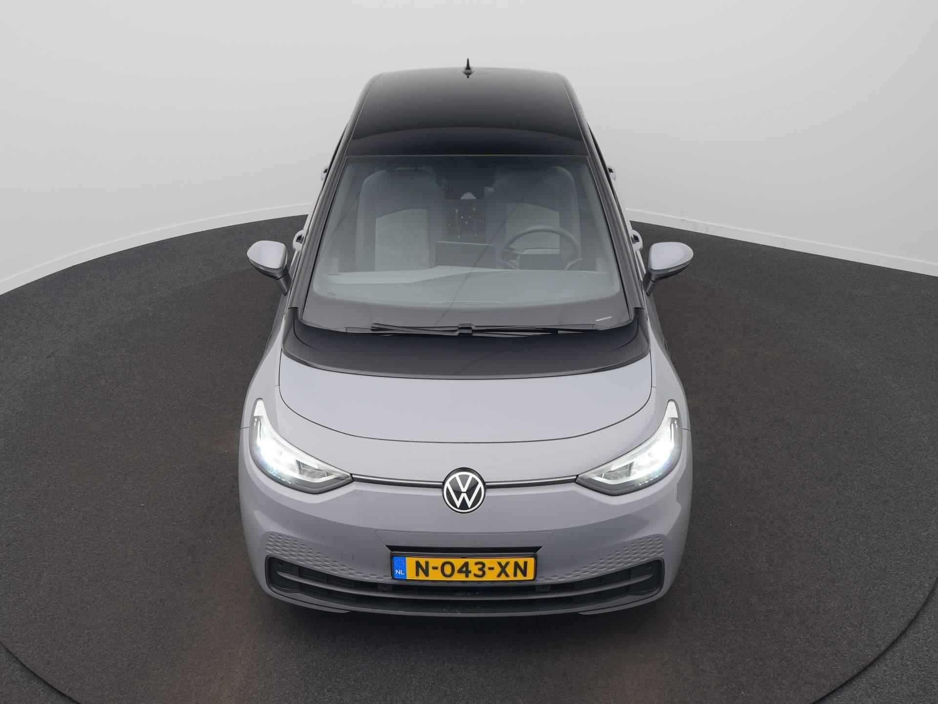 Volkswagen ID.3 Pure 45 kWh / Adap. Cruise / Navi / LED - 11/48