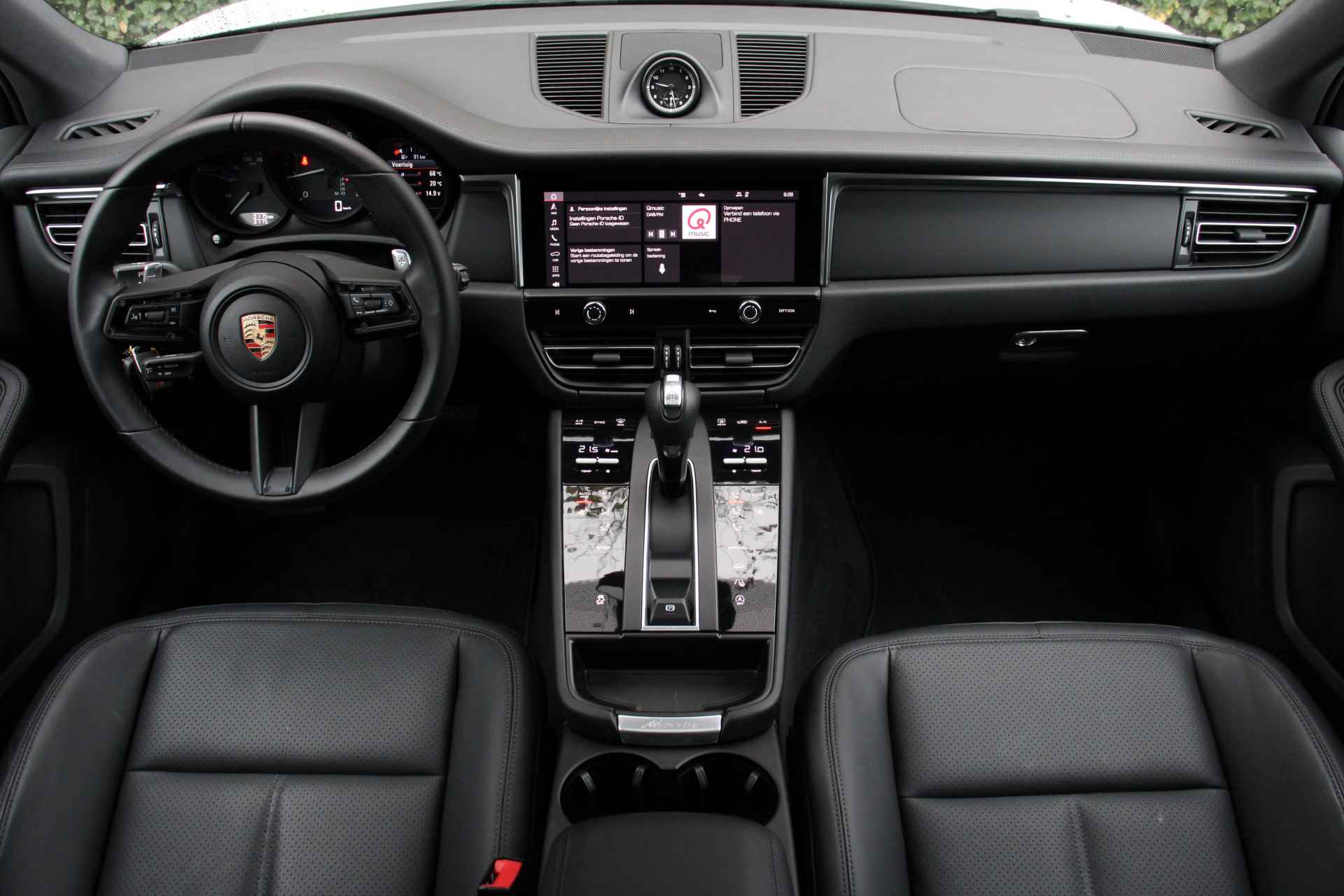 Porsche Macan 2.0 T | SPORTCHRONO | 21" 911 TURBO DESIGN VELGEN | LEDER | MEMORY SEATS | STOELVERWARMING | APPLE CARPLAY & ANDROUD AUTO | CAME - 5/39