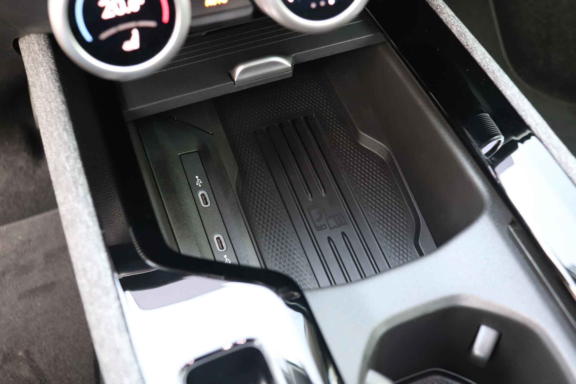 Škoda Superb Combi 1.5 TSI 150pk MHEV DSG First Edition | Elektrische achterklep | Stoelverwarming & massage | Adaptieve cruise control | Camera | Virtual cockpit - 36/48
