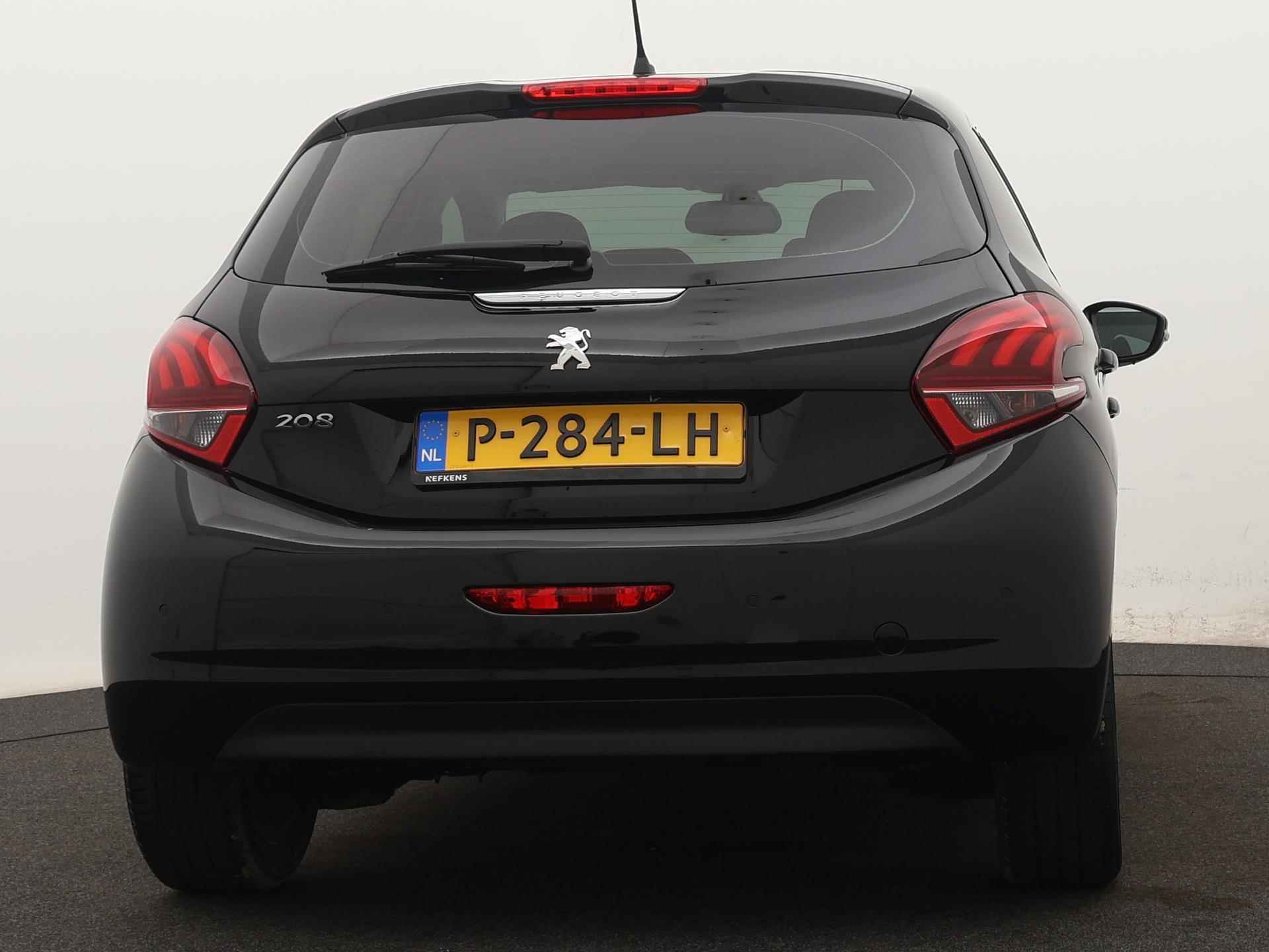 Peugeot 208 Signature 110pk  | Navigatie | Airco | Cruise Control | Licht Metalen Velgen 16"| Parkeersensoren Achter - 13/34