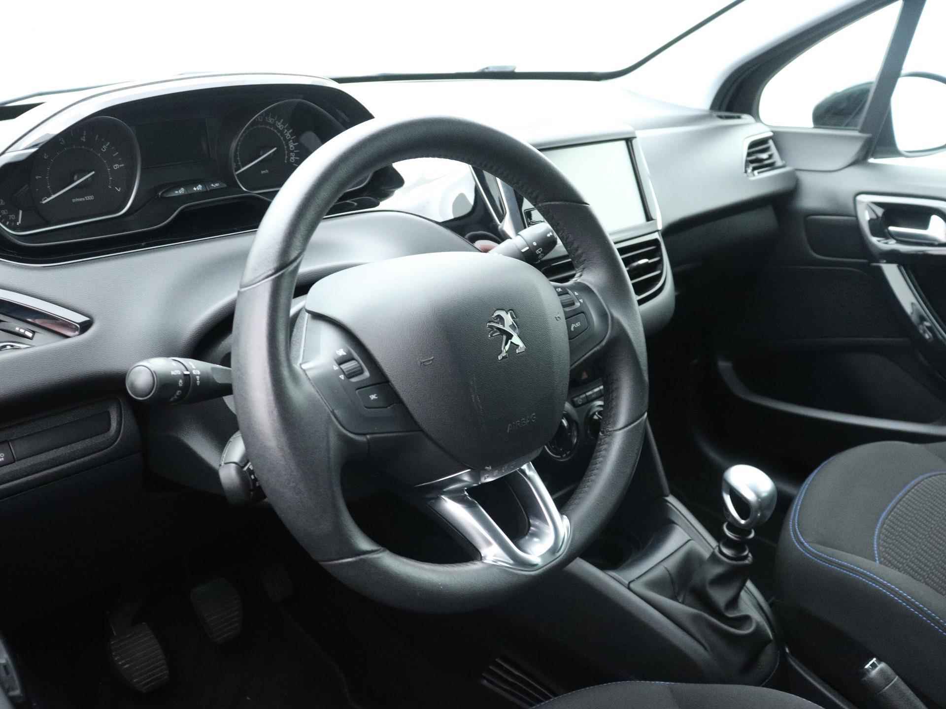 Peugeot 208 Signature 110pk  | Navigatie | Airco | Cruise Control | Licht Metalen Velgen 16"| Parkeersensoren Achter - 18/34