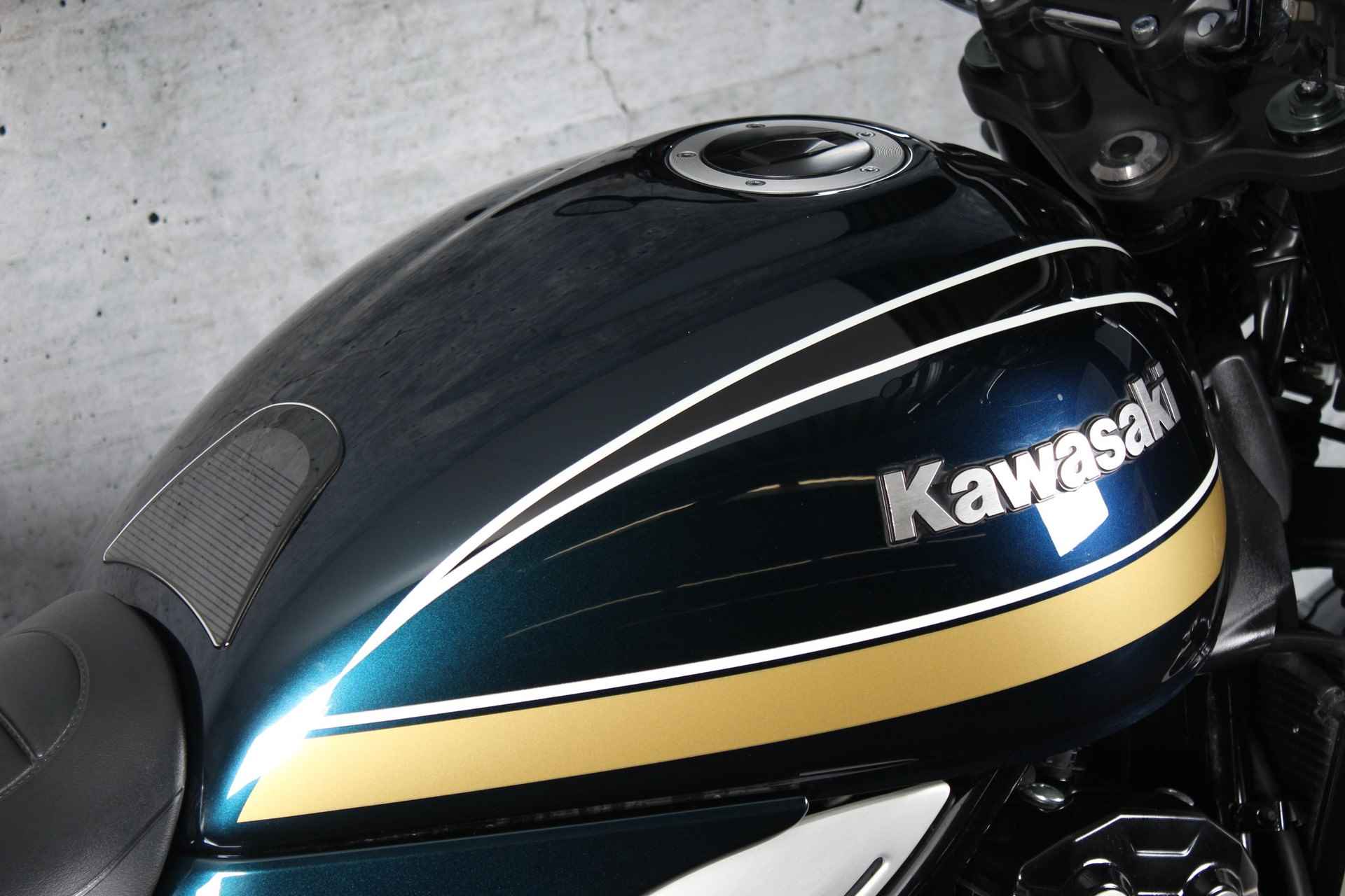 Kawasaki Z 900 RS - 8/18