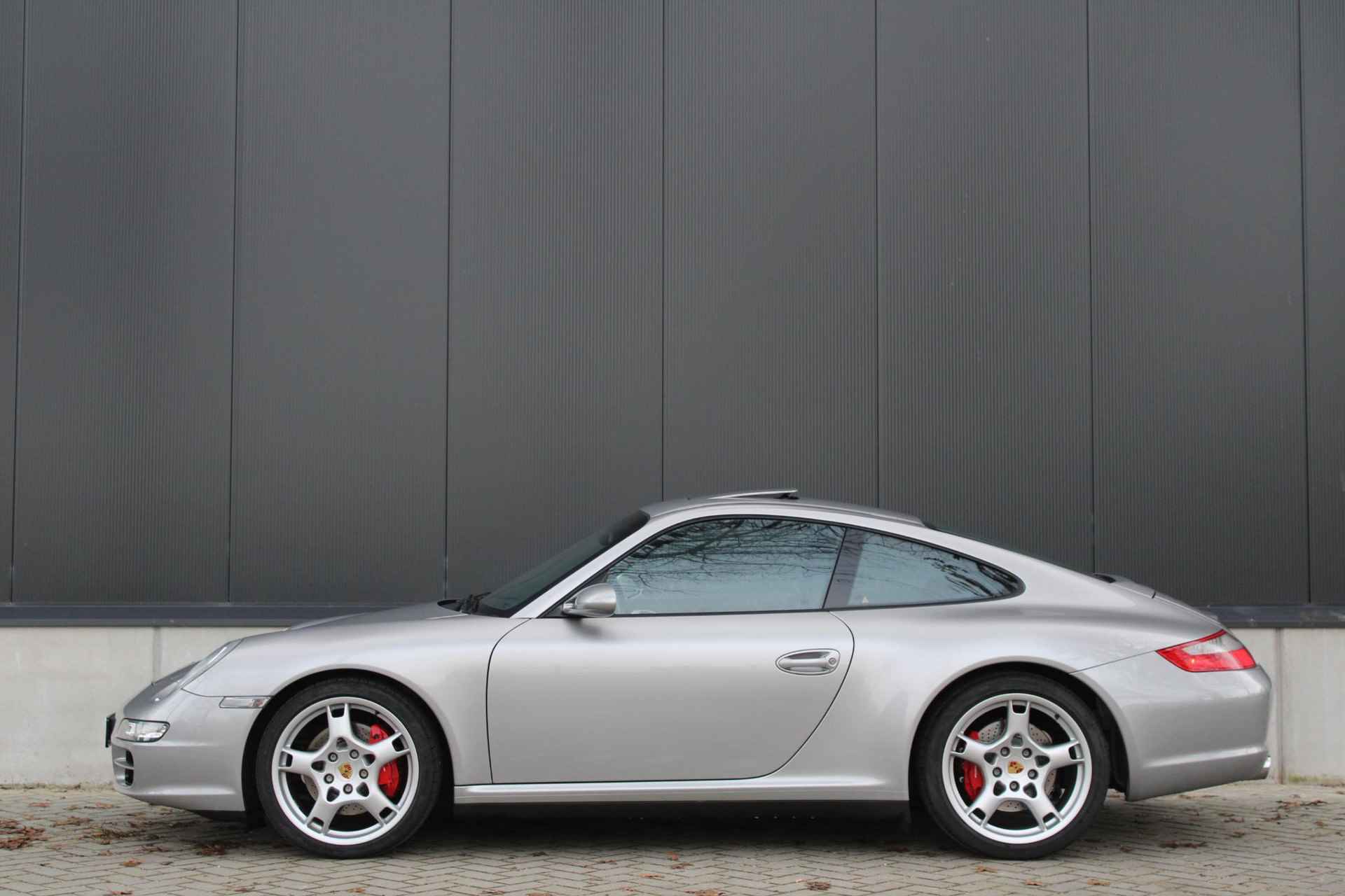 Porsche 911 (997) 3.8 Carrera 4S | Schuifdak | Raff Leder | Sport Chrono | Orig. NL | Sportuitlaat | - 2/30