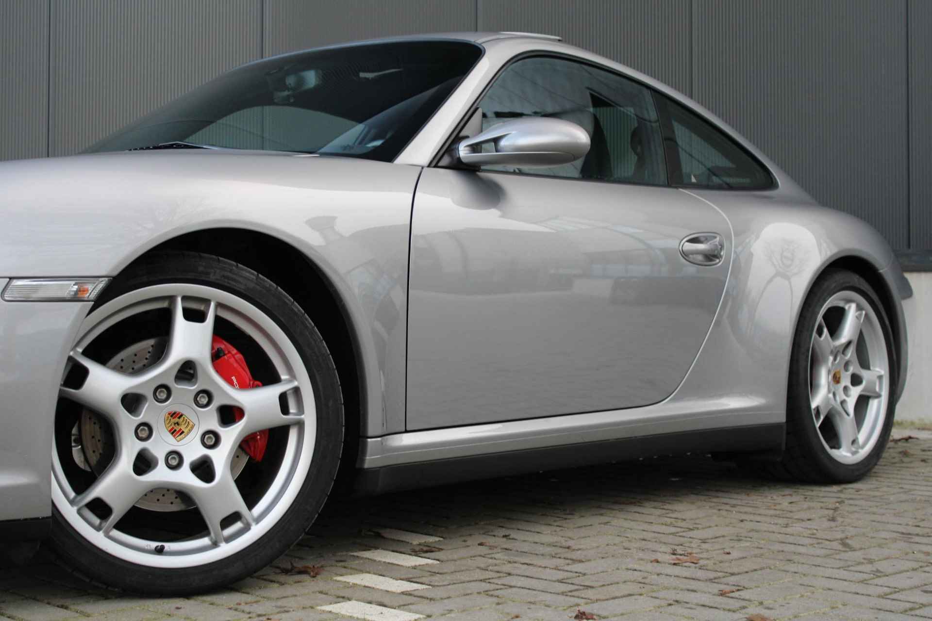 Porsche 911 (997) 3.8 Carrera 4S | Schuifdak | Raff Leder | Sport Chrono | Orig. NL | Sportuitlaat | - 23/30