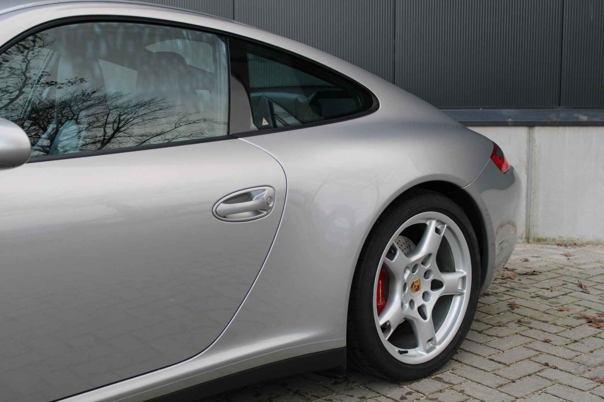 Porsche 911 (997) 3.8 Carrera 4S | Schuifdak | Raff Leder | Sport Chrono | Orig. NL | Sportuitlaat | - 26/30